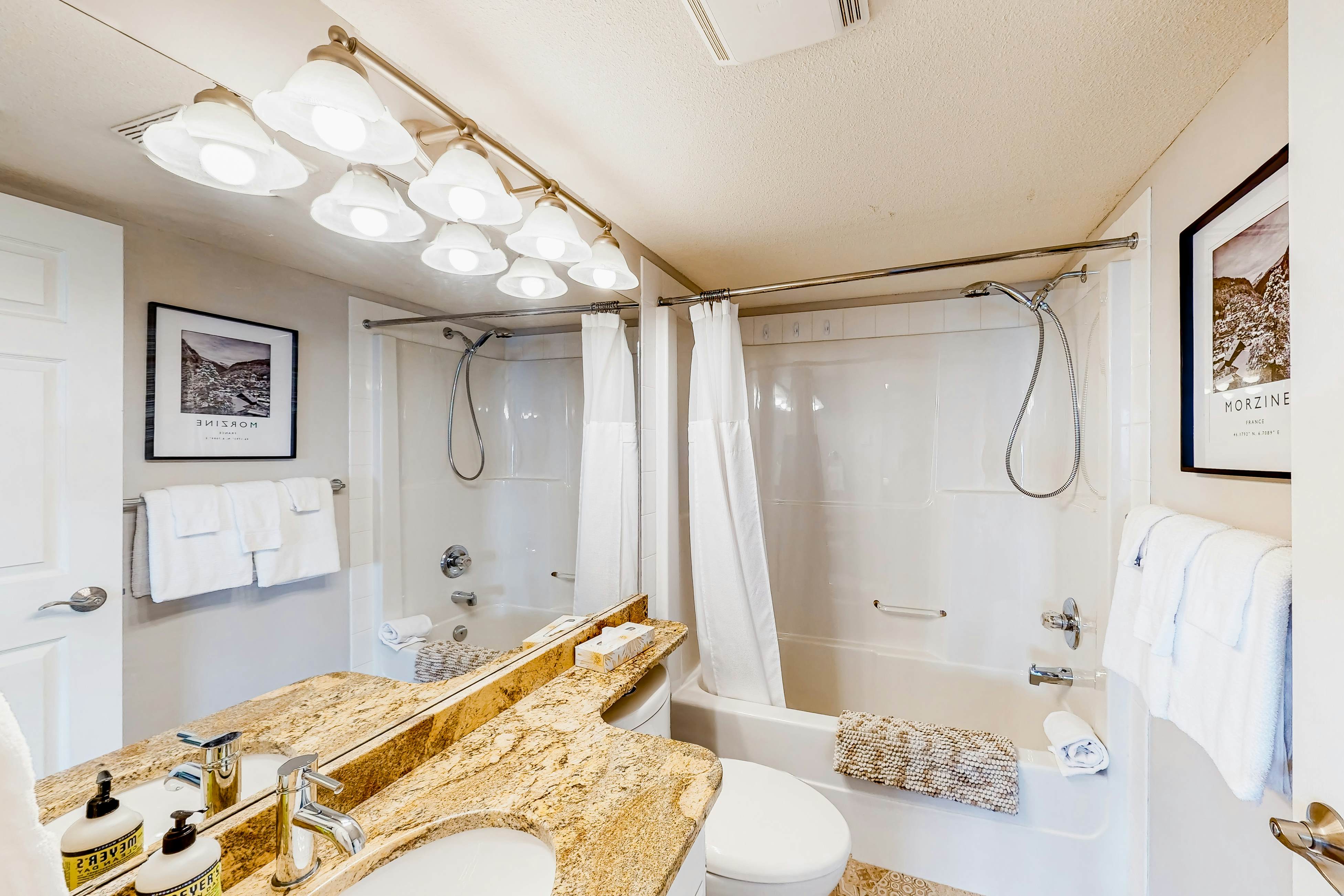 Hilltop Hideaway Condo - Legacy 401