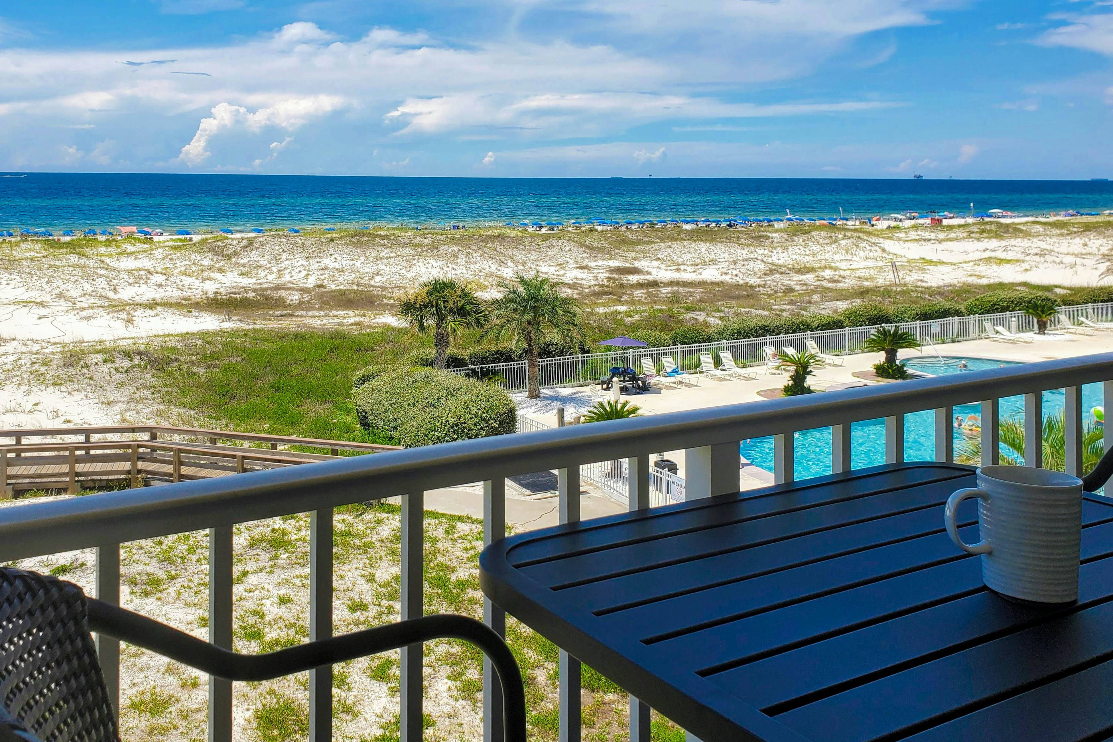 Plantation East #2303