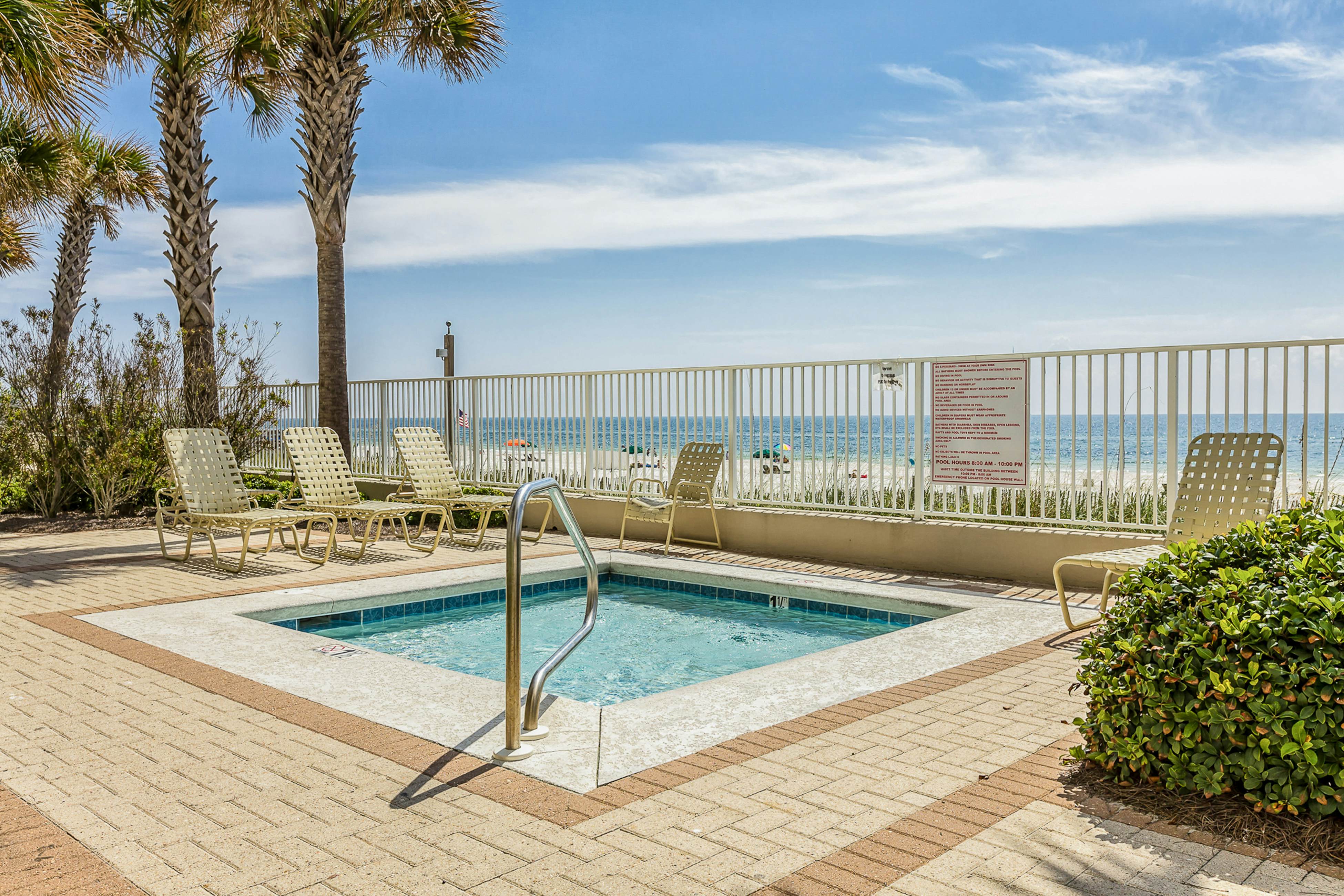 Pelican Pointe 1106