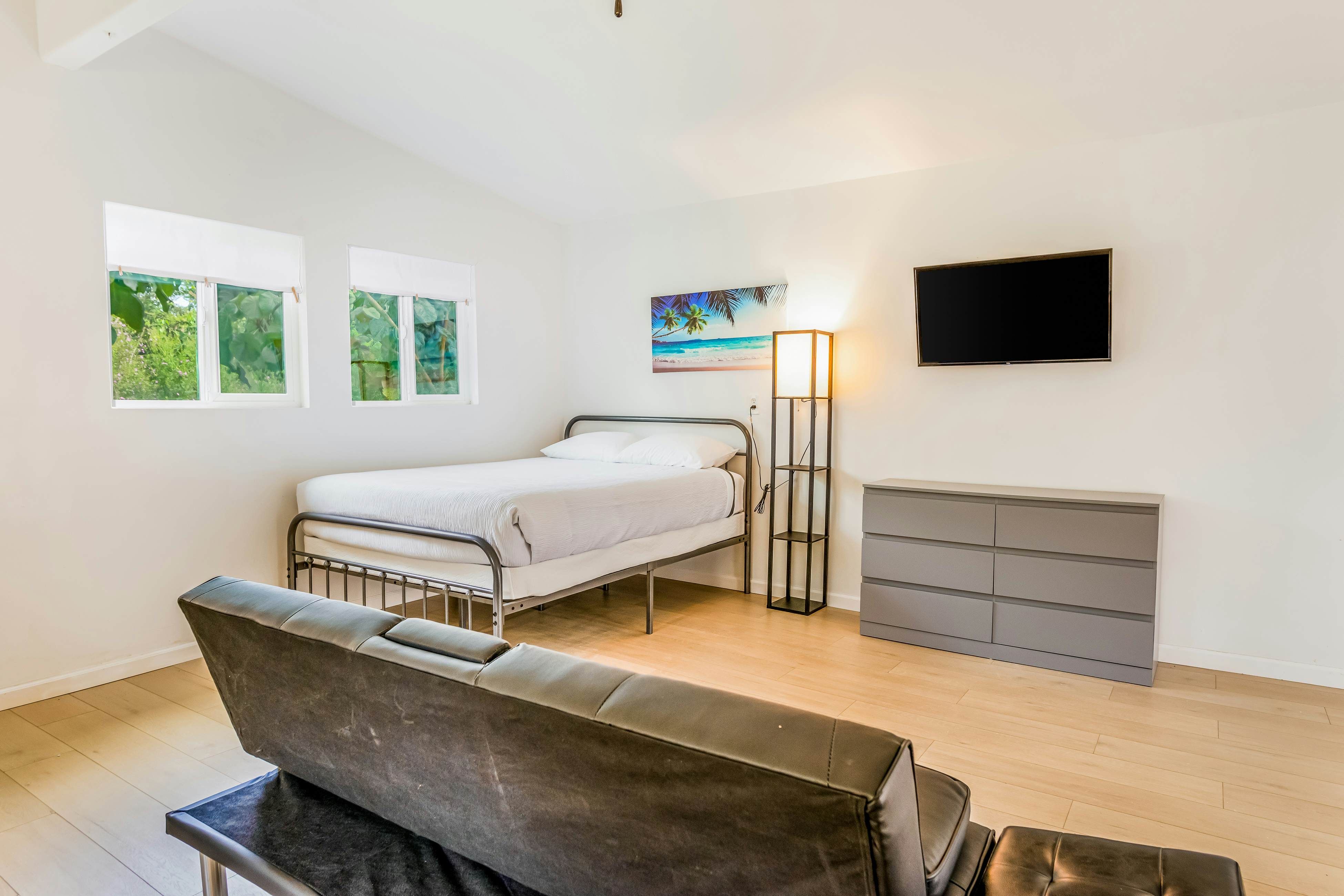 Puni Mauka  B | 31-Day Minimum