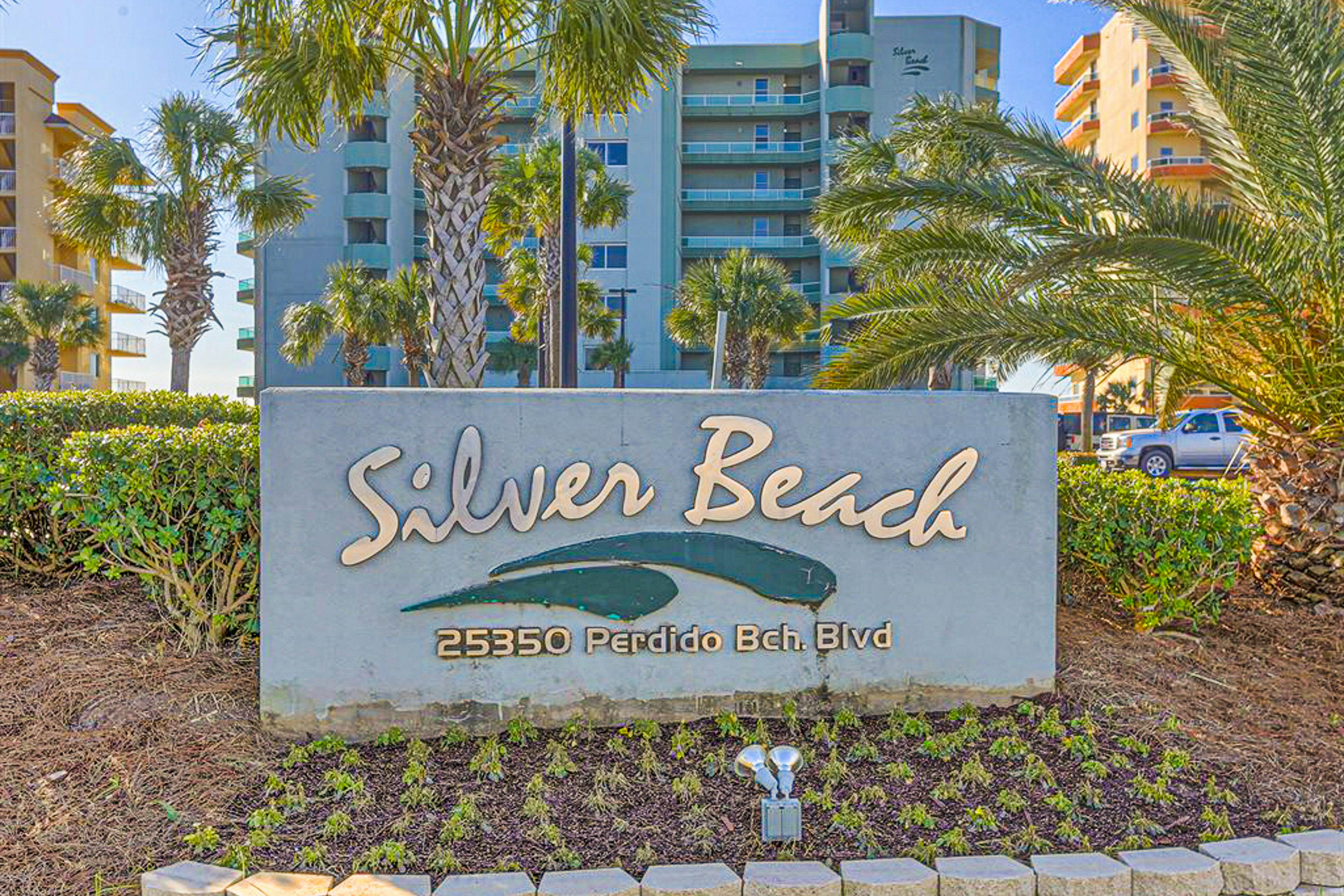 Silver Beach 704