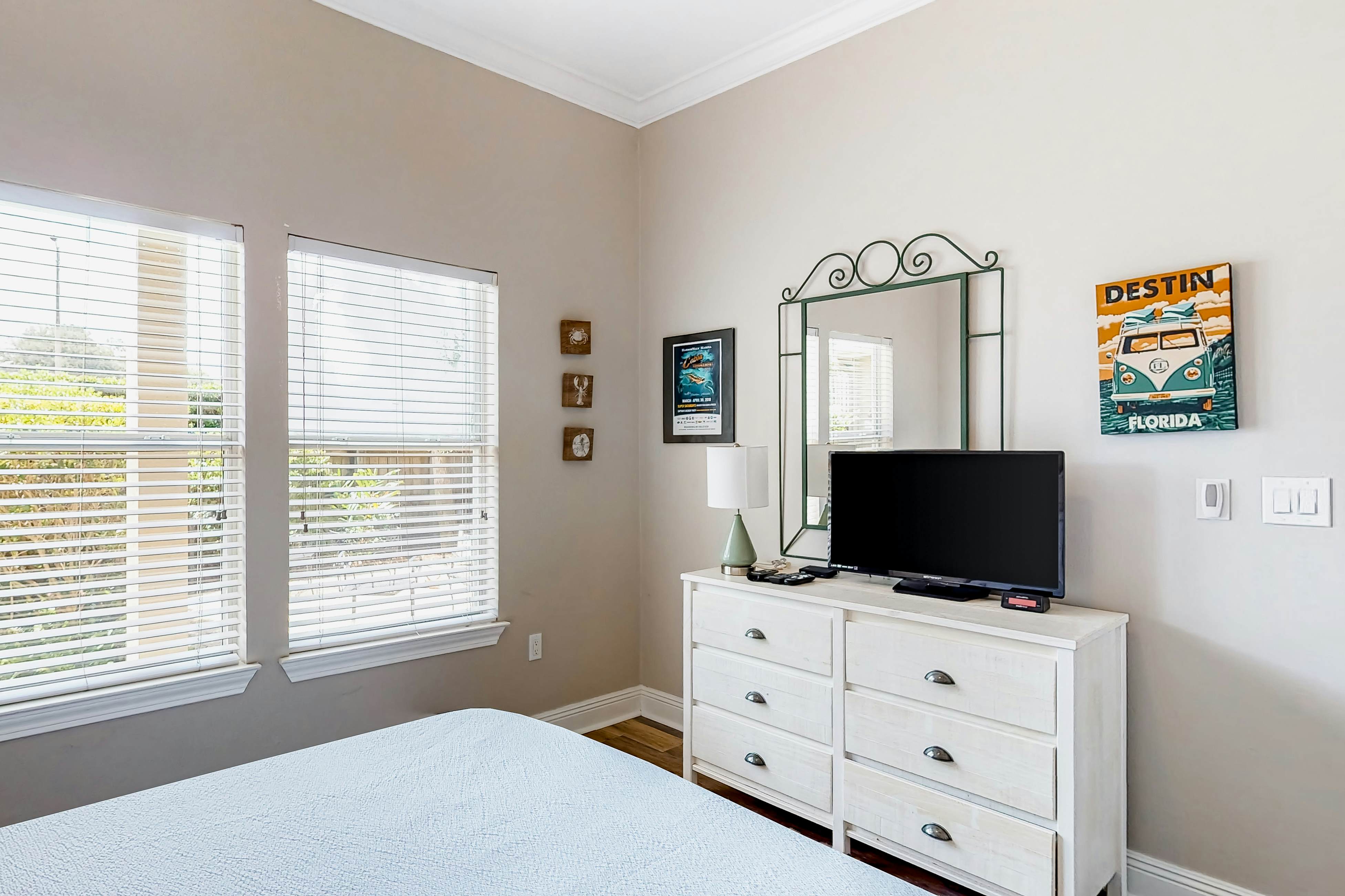 Seascape Lakefront Villas 405