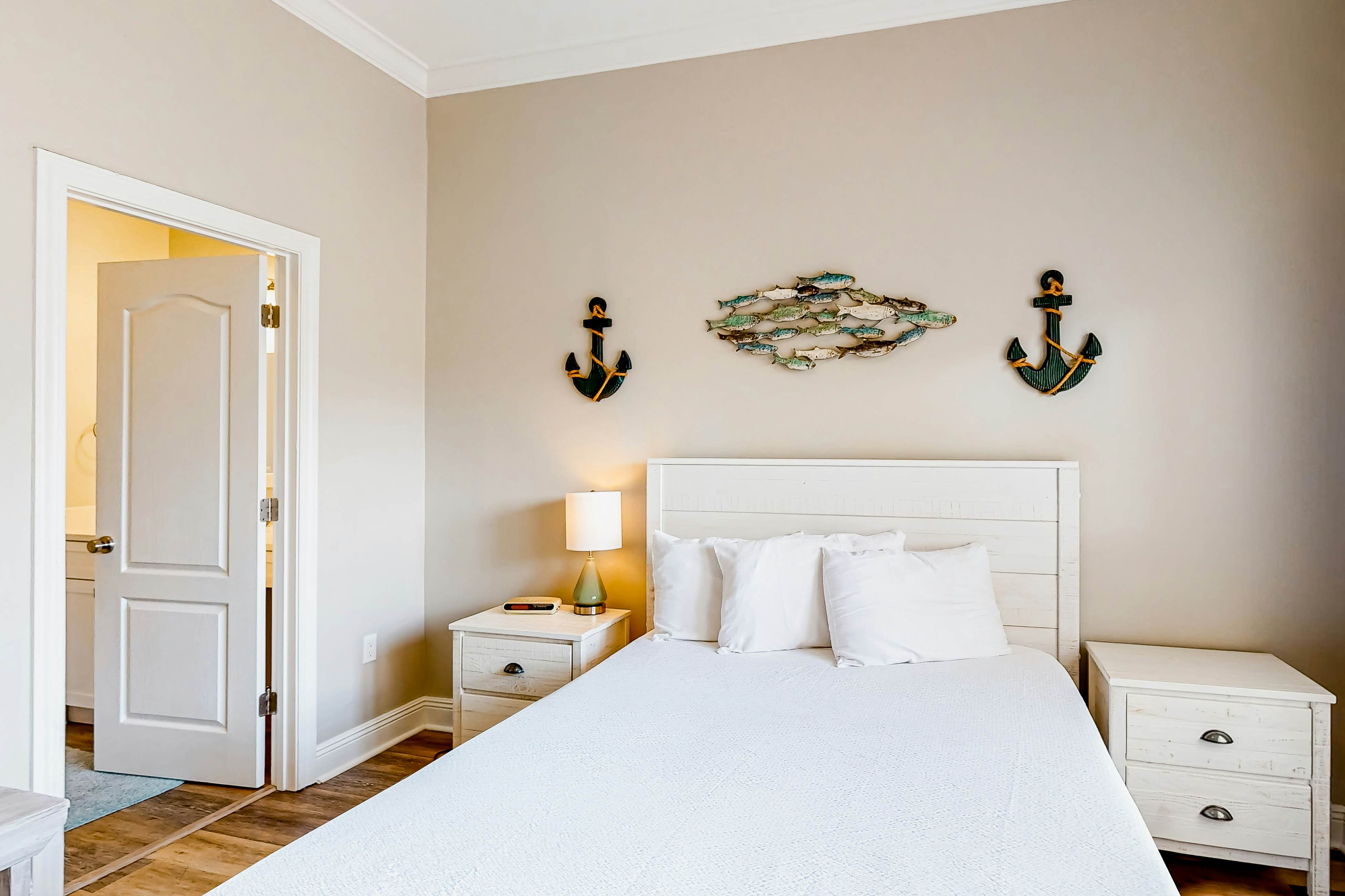 Seascape Lakefront Villas 405