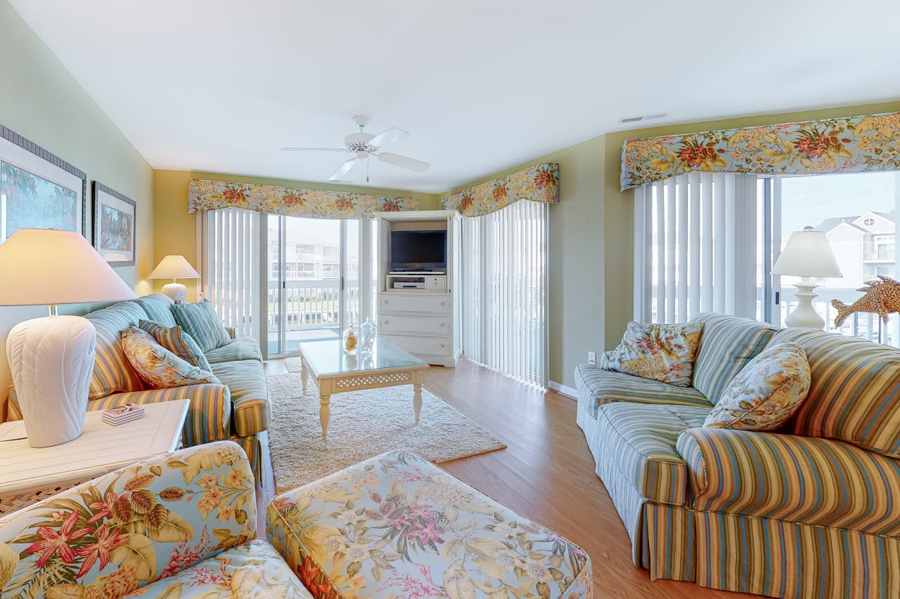 Hidden Harbour 287W 2 BD Ocean City, MD Vacation Rental Vacasa