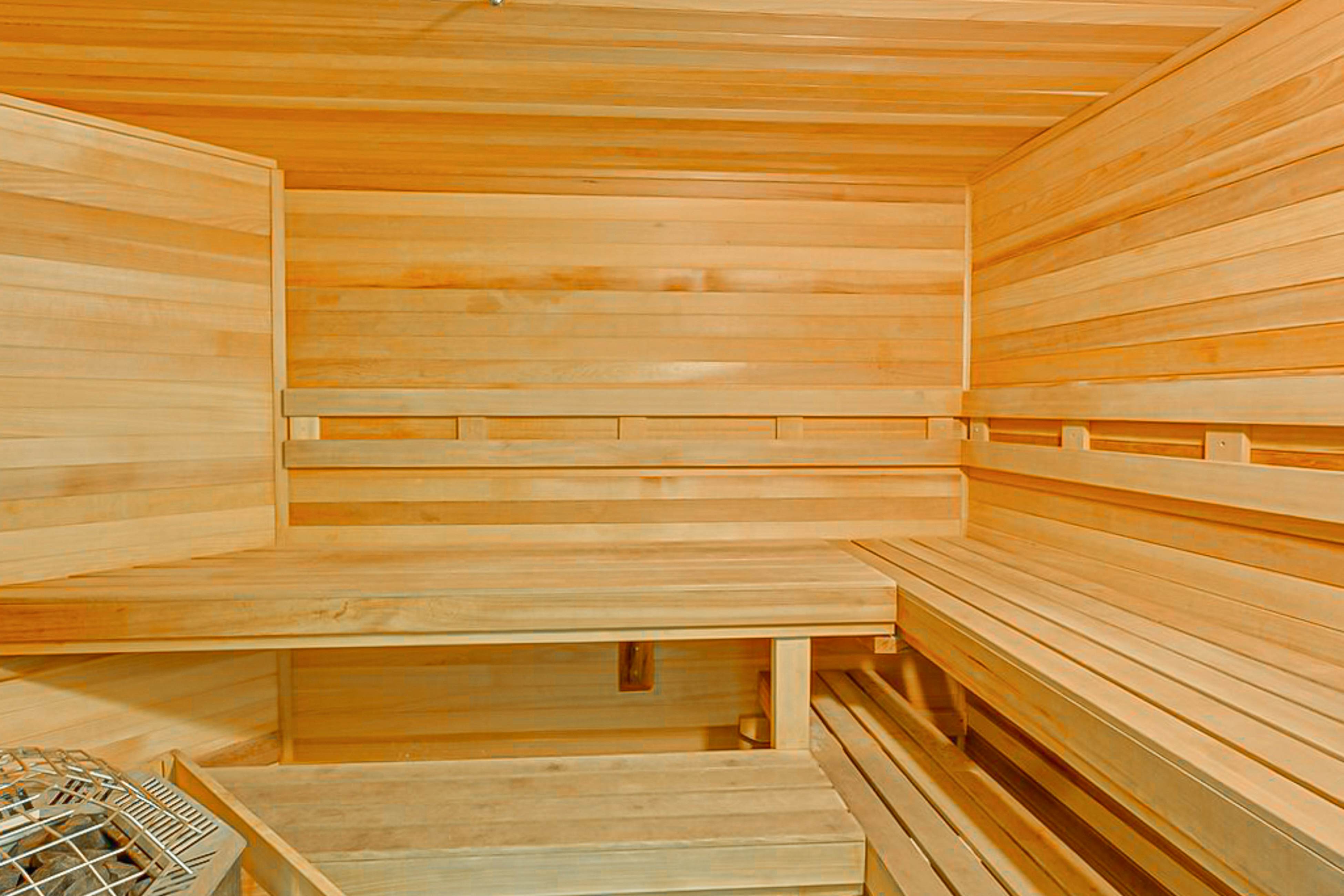 Crystal Shores West 102