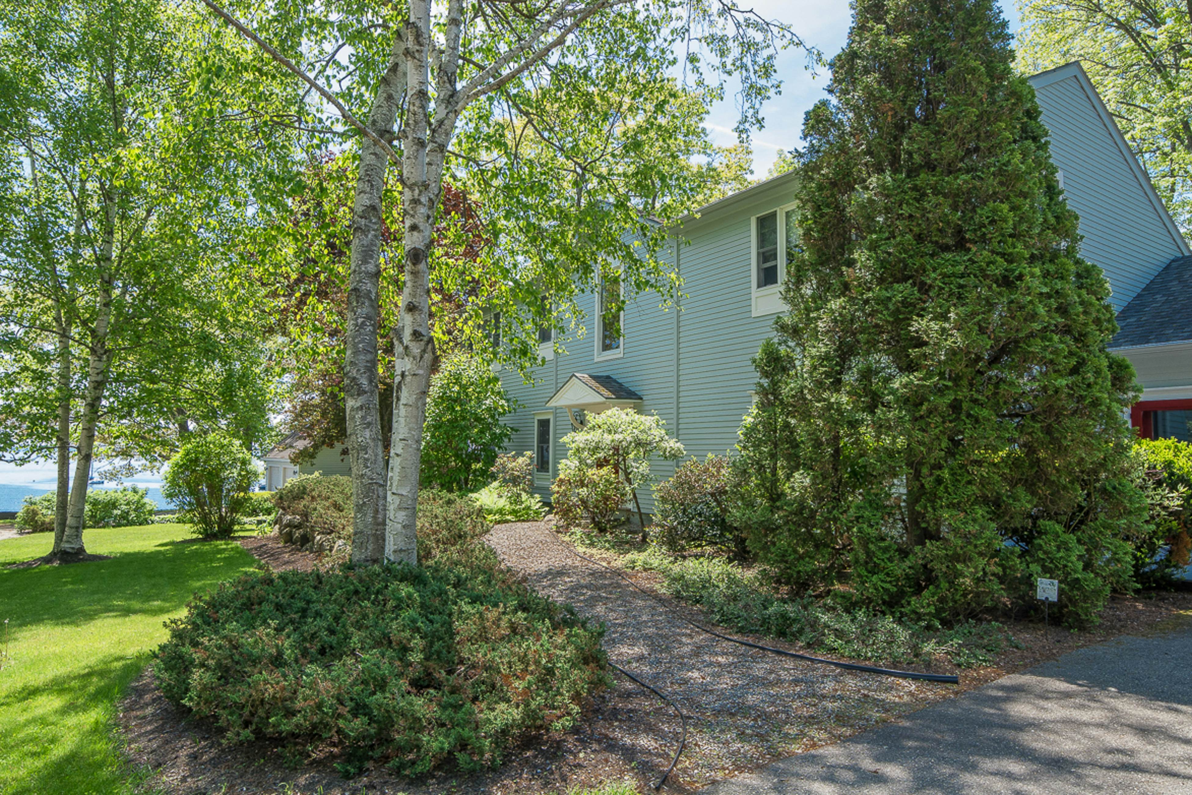 Camden Harbor View House