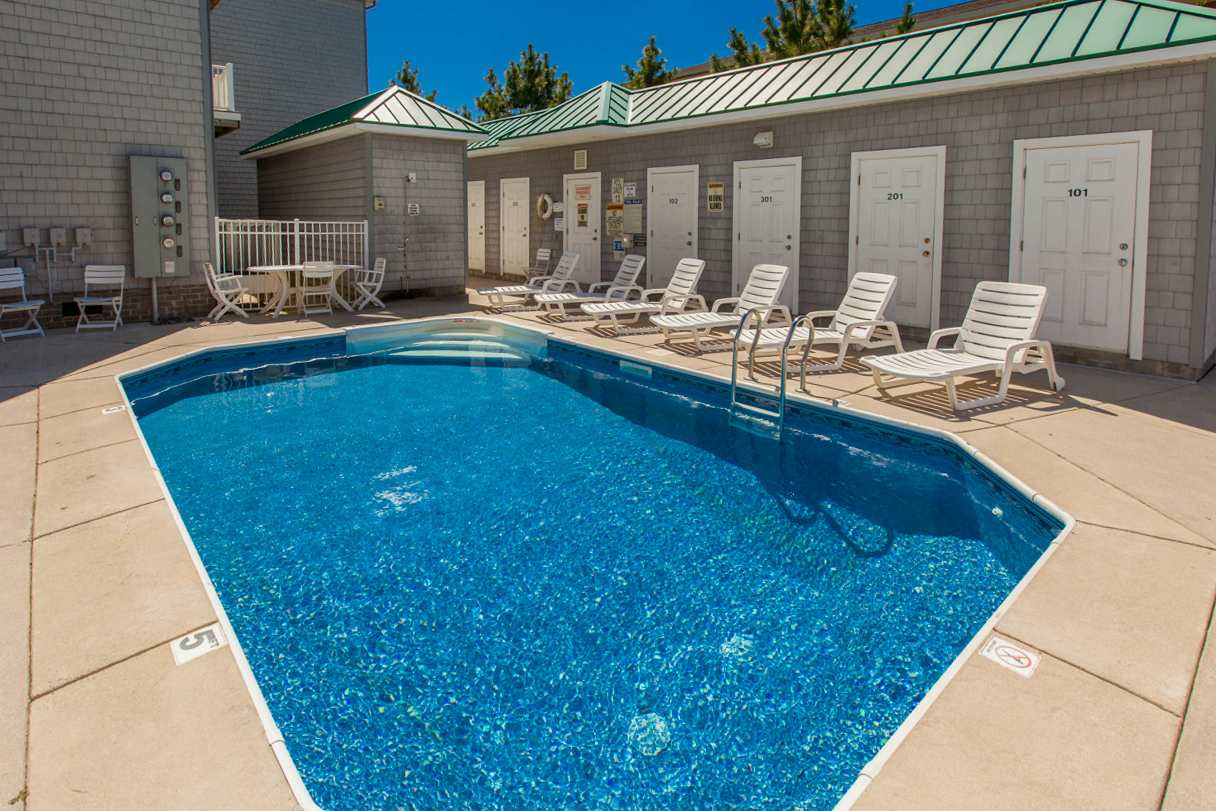 Seaside D104- Three's A Charm 