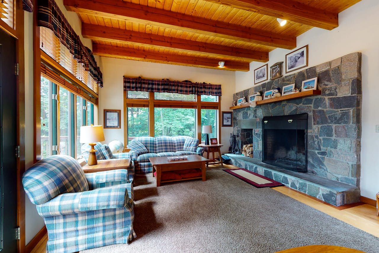 Snow Lane Getaway 4 BD Ludlow, VT Vacation Rental Vacasa