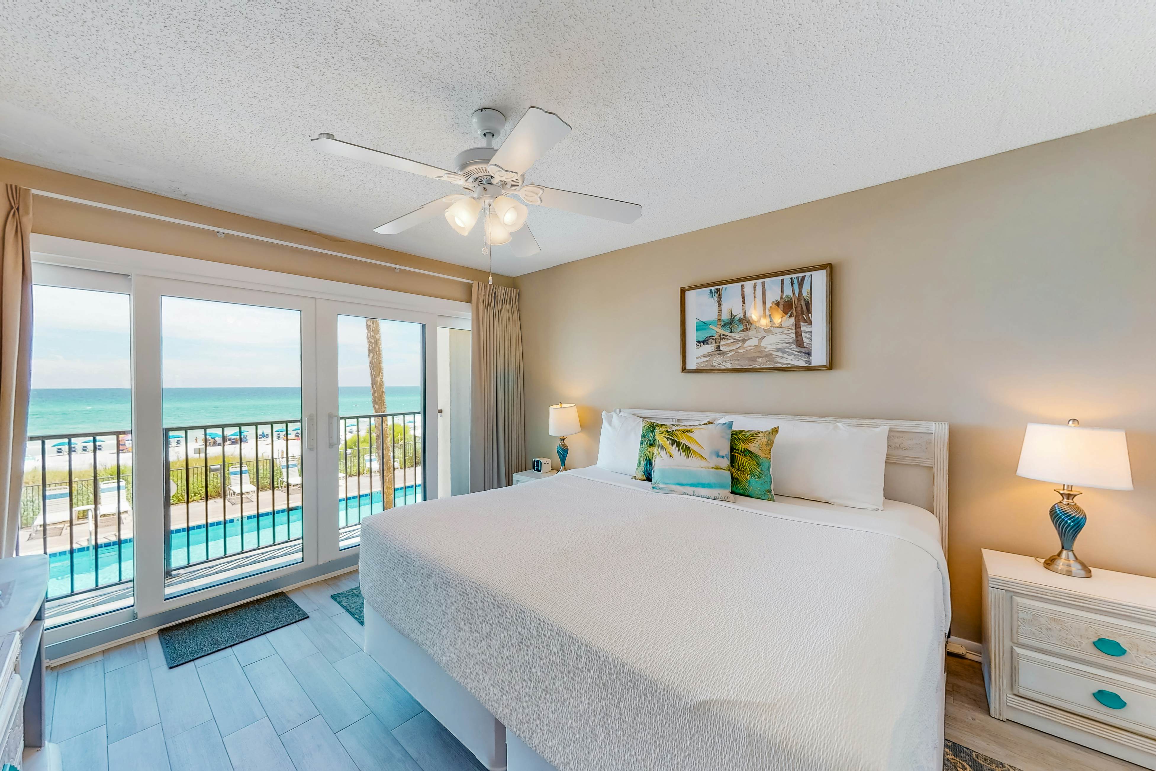 Huntington by the Sea 201