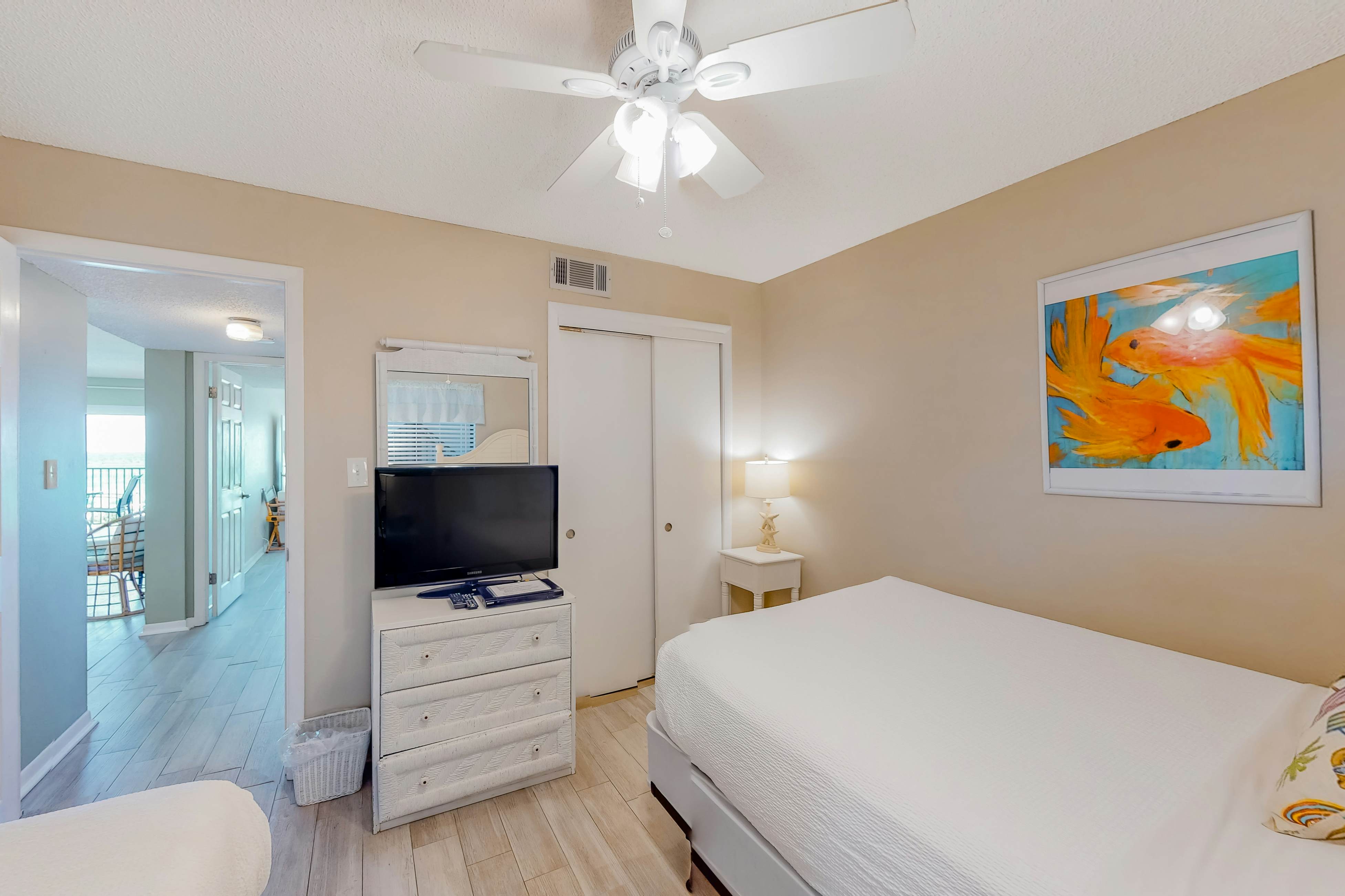 Huntington by the Sea 201