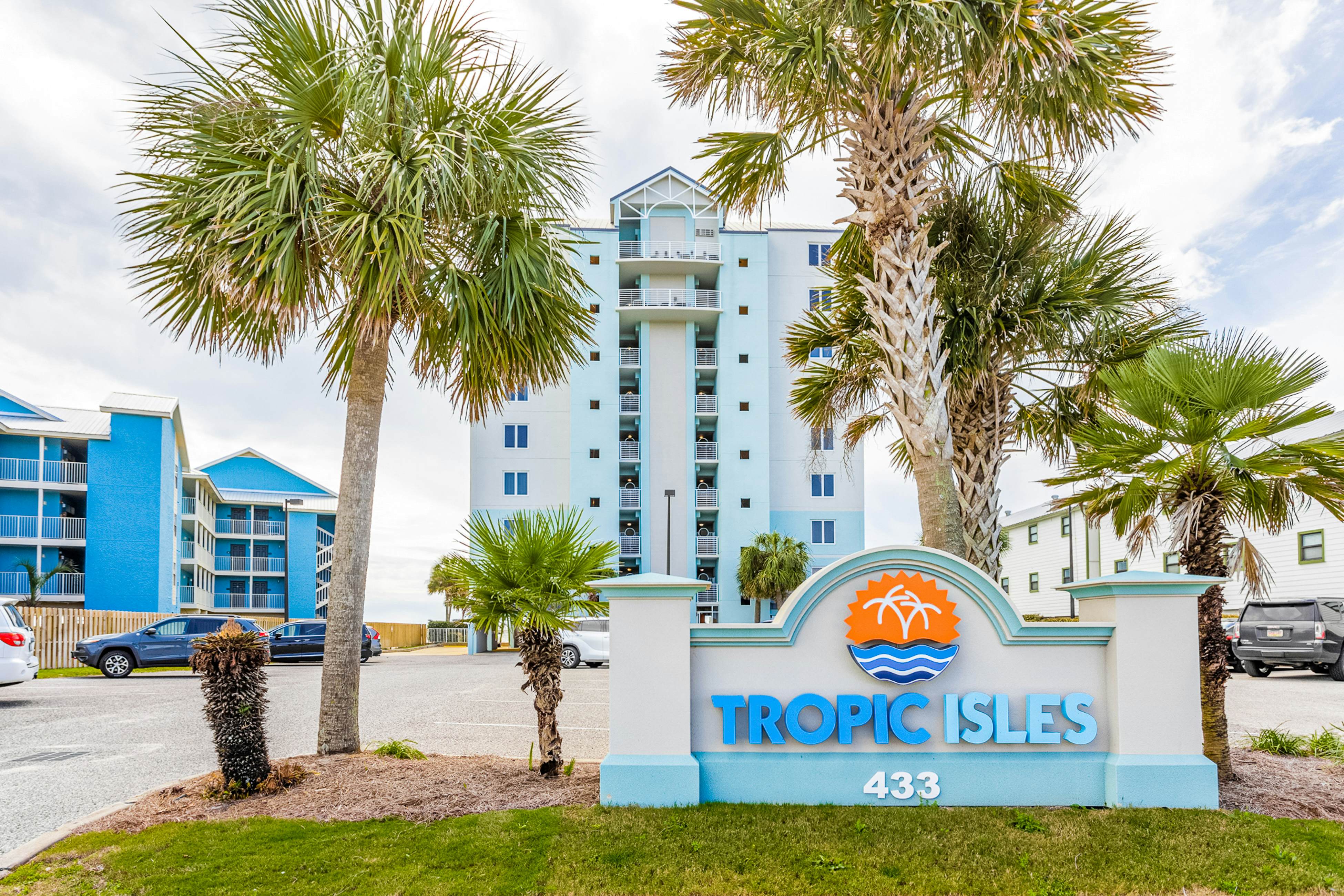Tropic Isles 503 1 BD Gulf Shores, AL Vacation Rental Vacasa