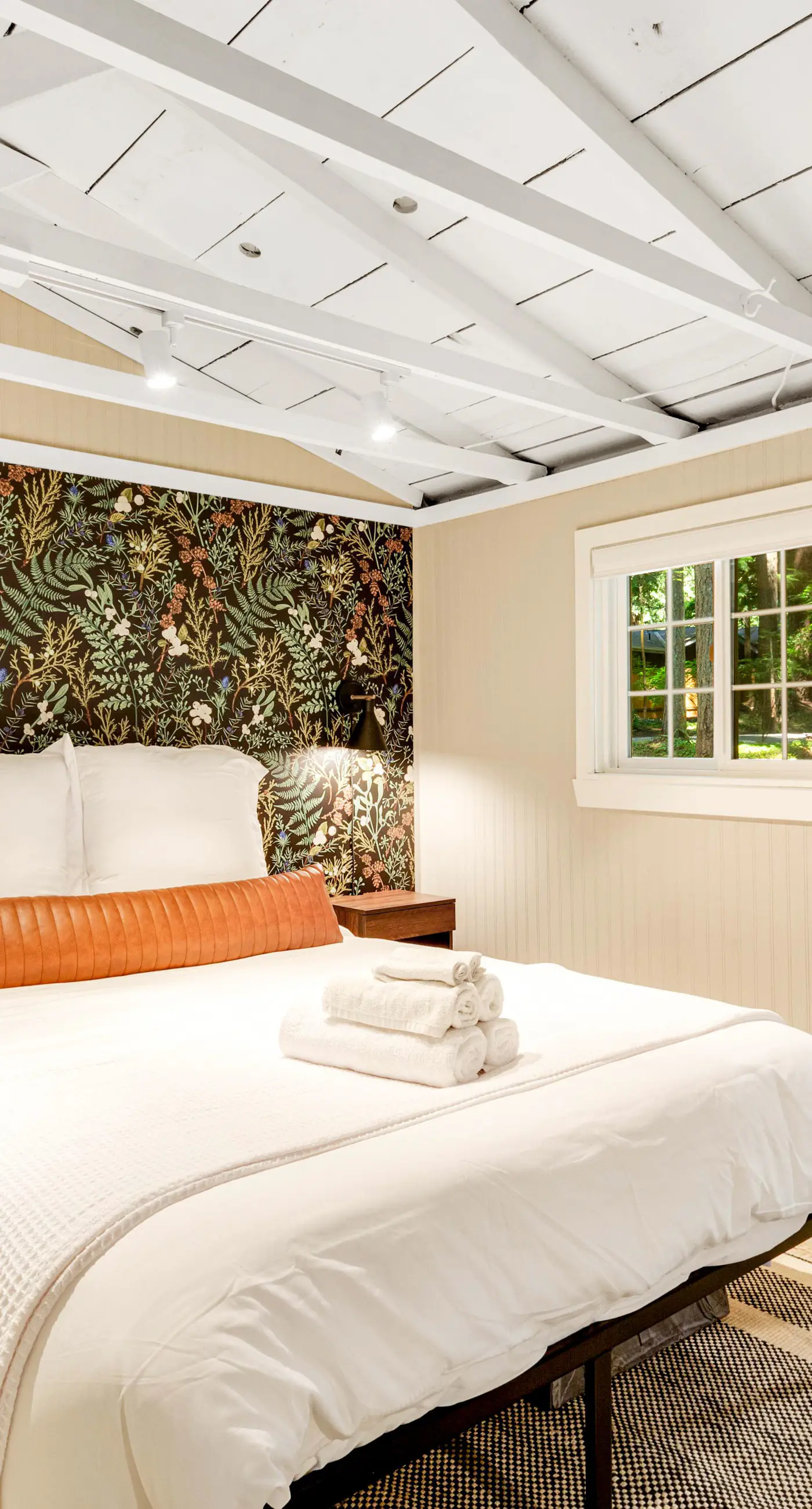 Sunset Chalet at Lake Alice