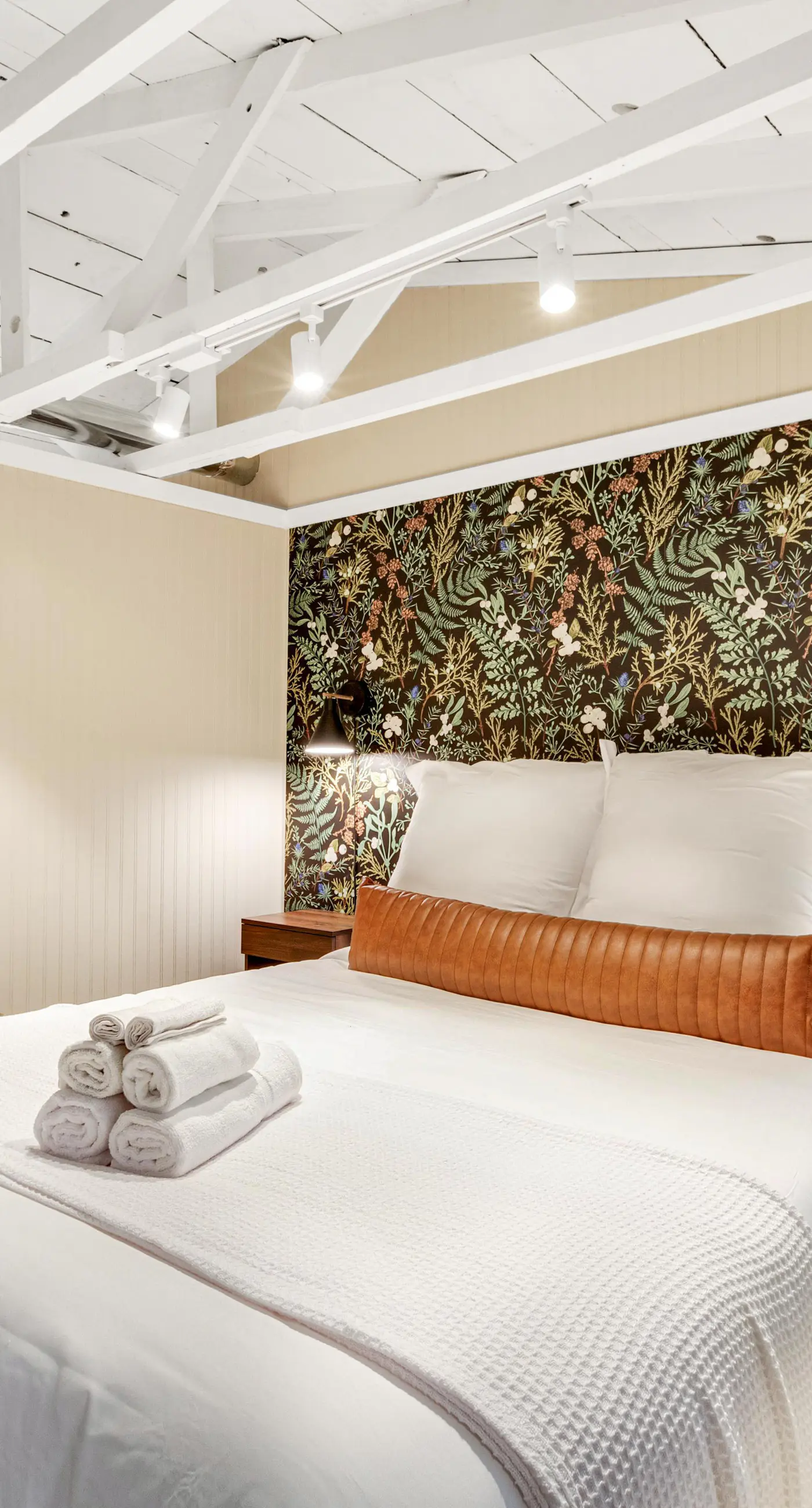 Sunset Chalet at Lake Alice