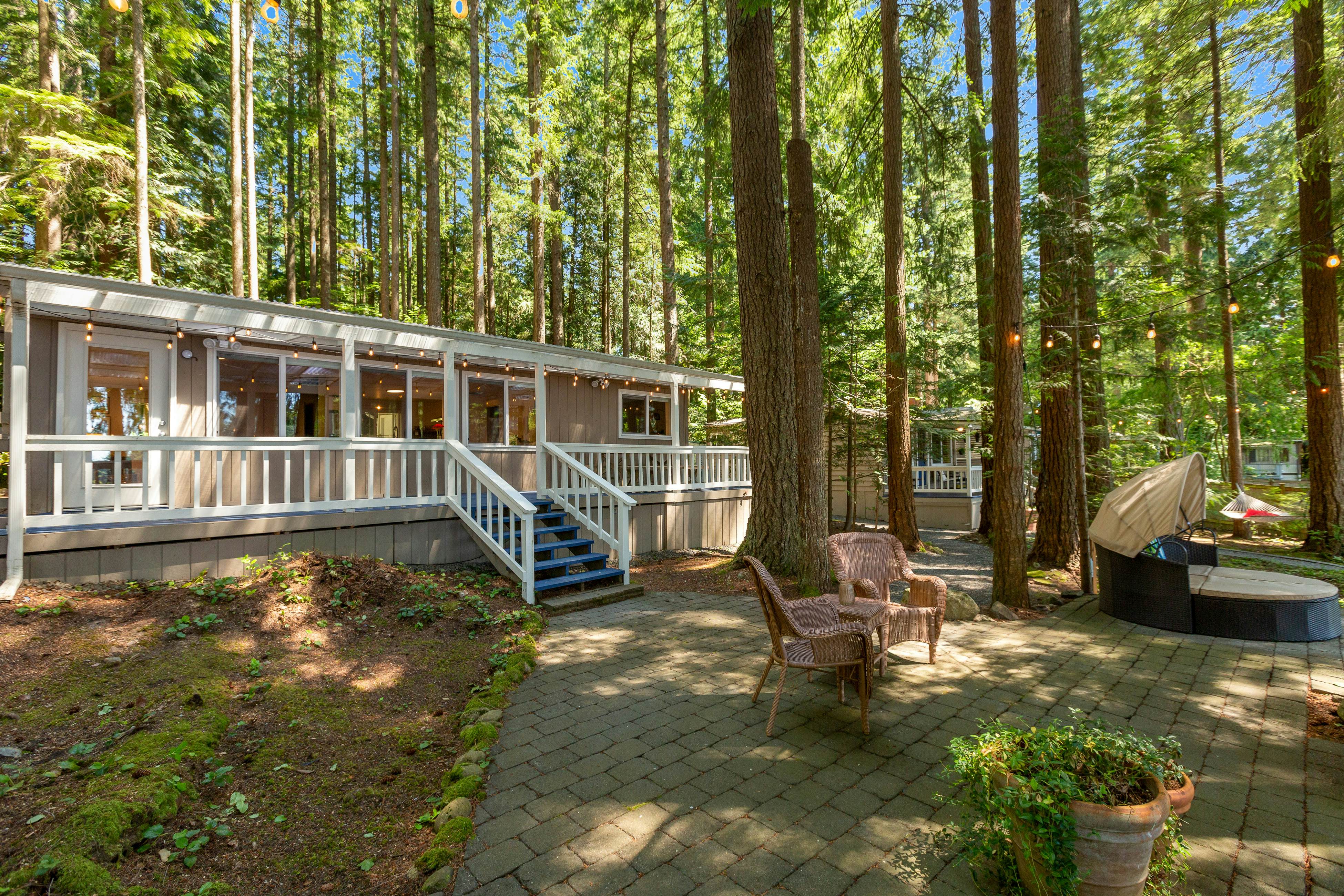 hidden image preload