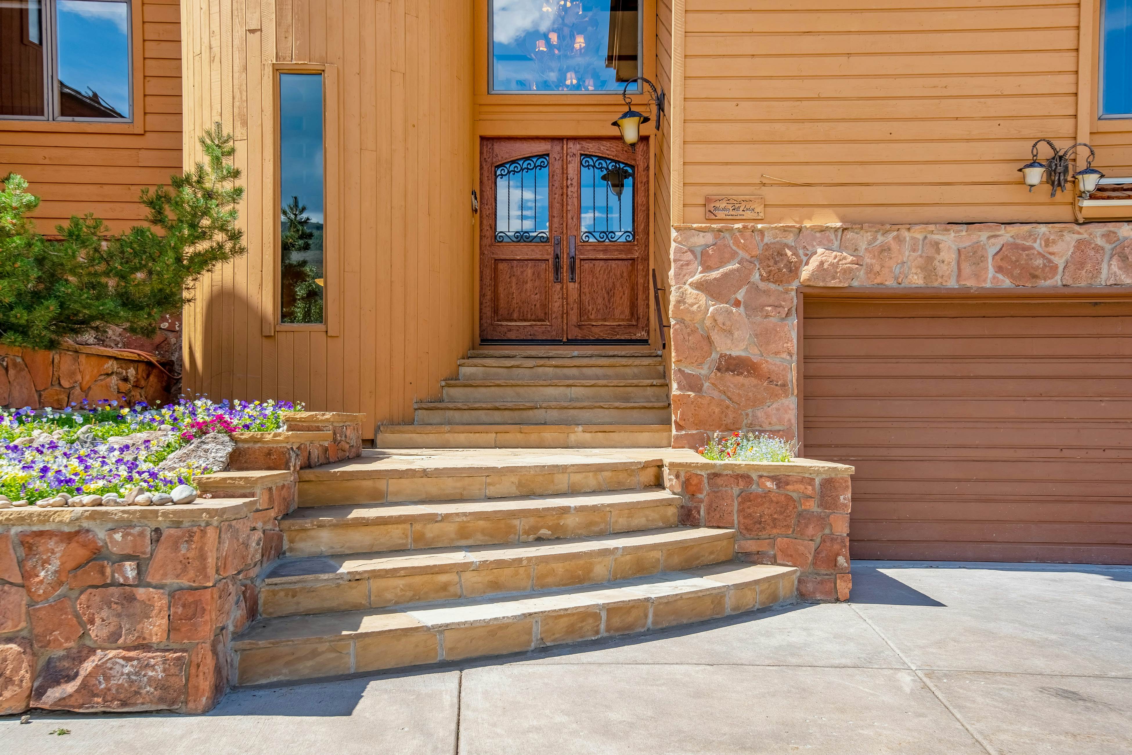 Luxury Mountain Retreat