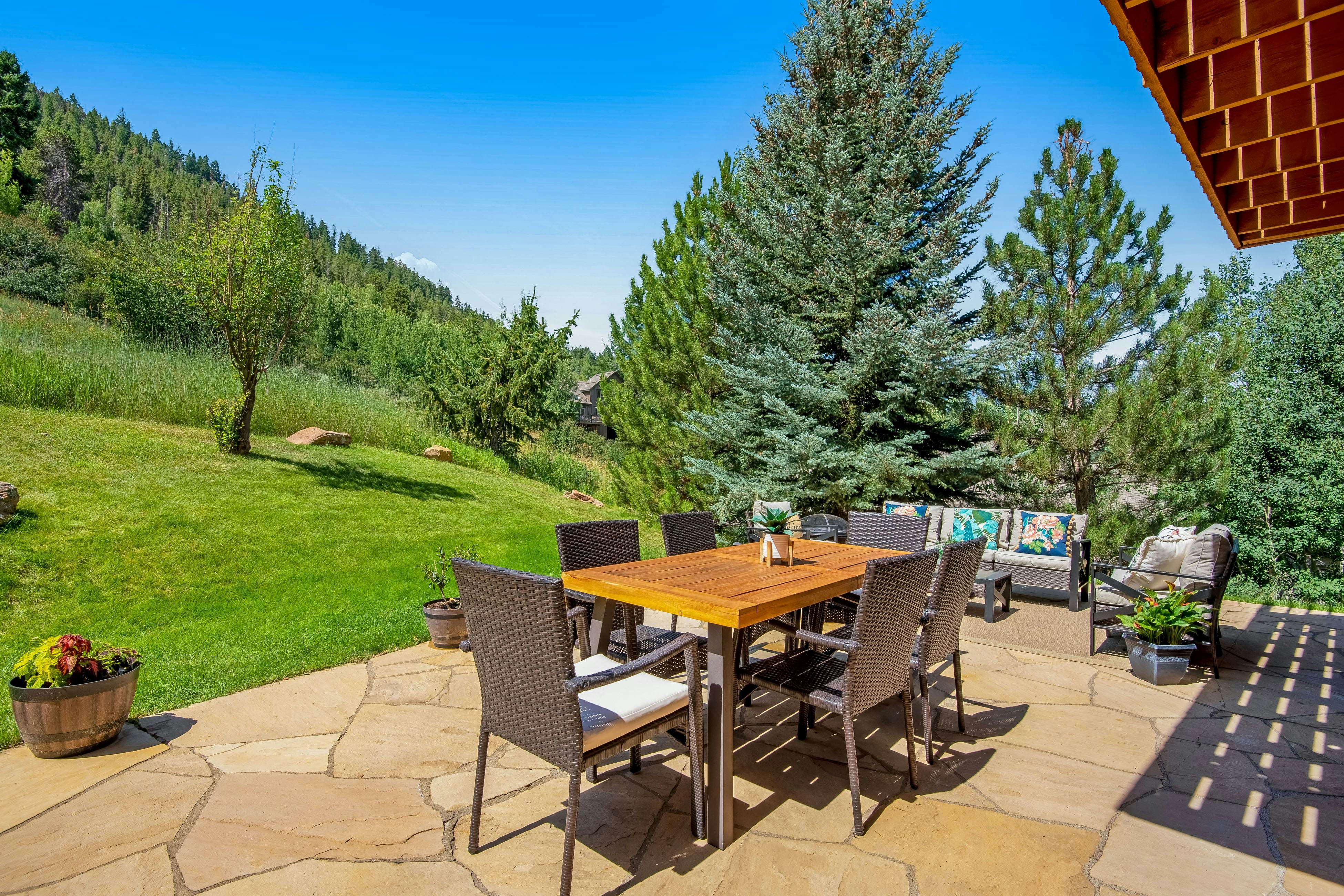 Luxury Mountain Retreat