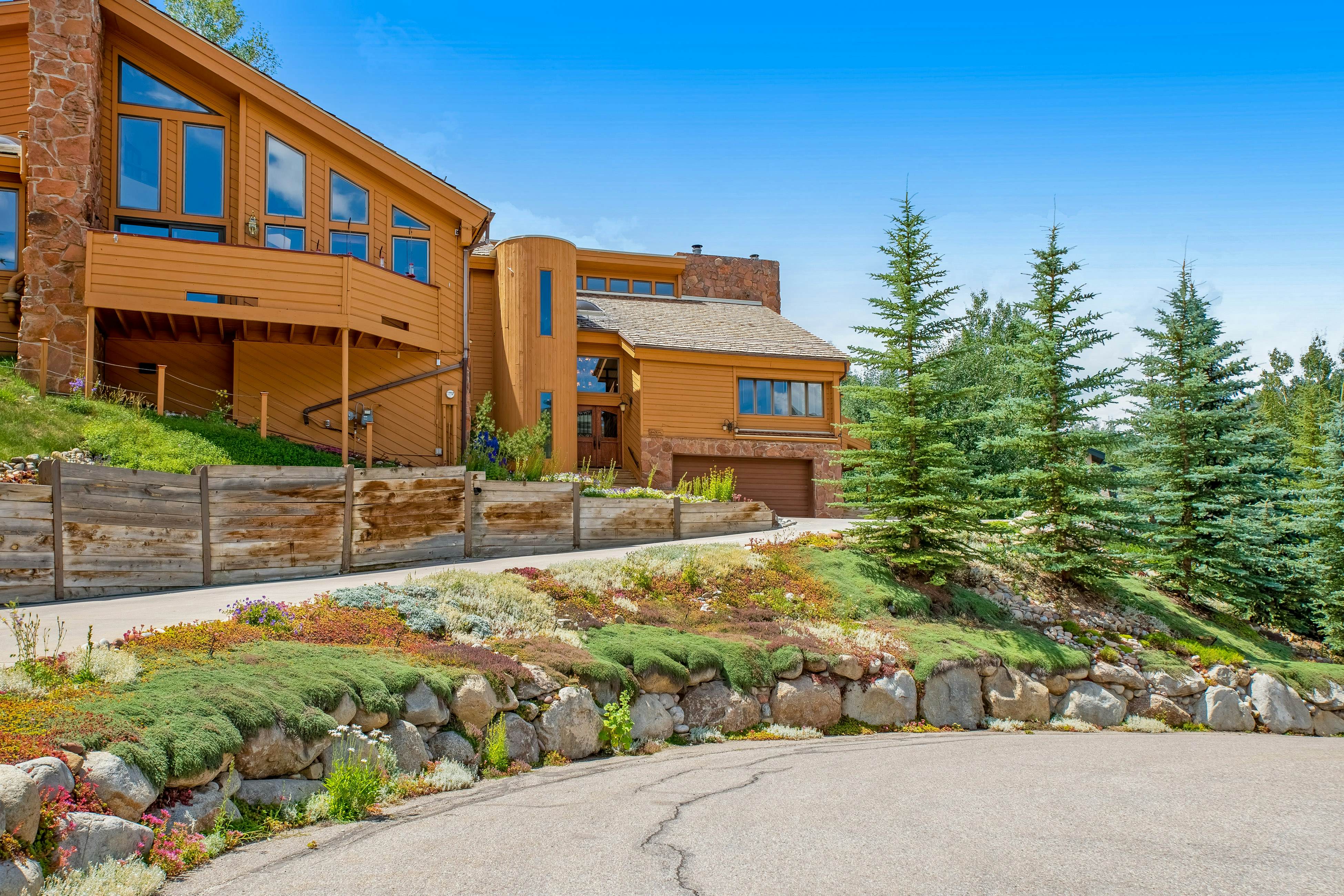 Luxury Mountain Retreat