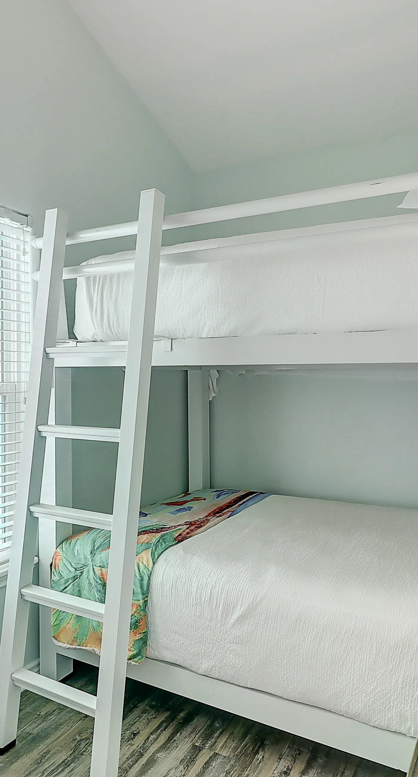 Nemo Cay - Nautical Nemo Cay