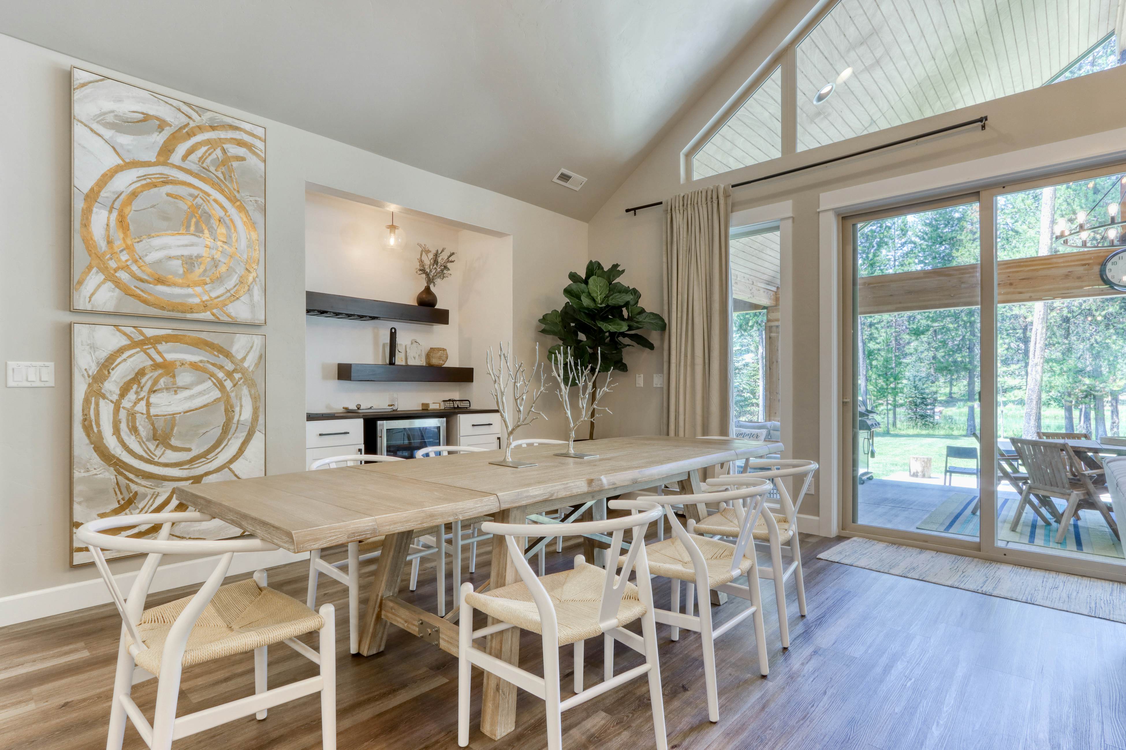 Luxury Deschutes Riverfront