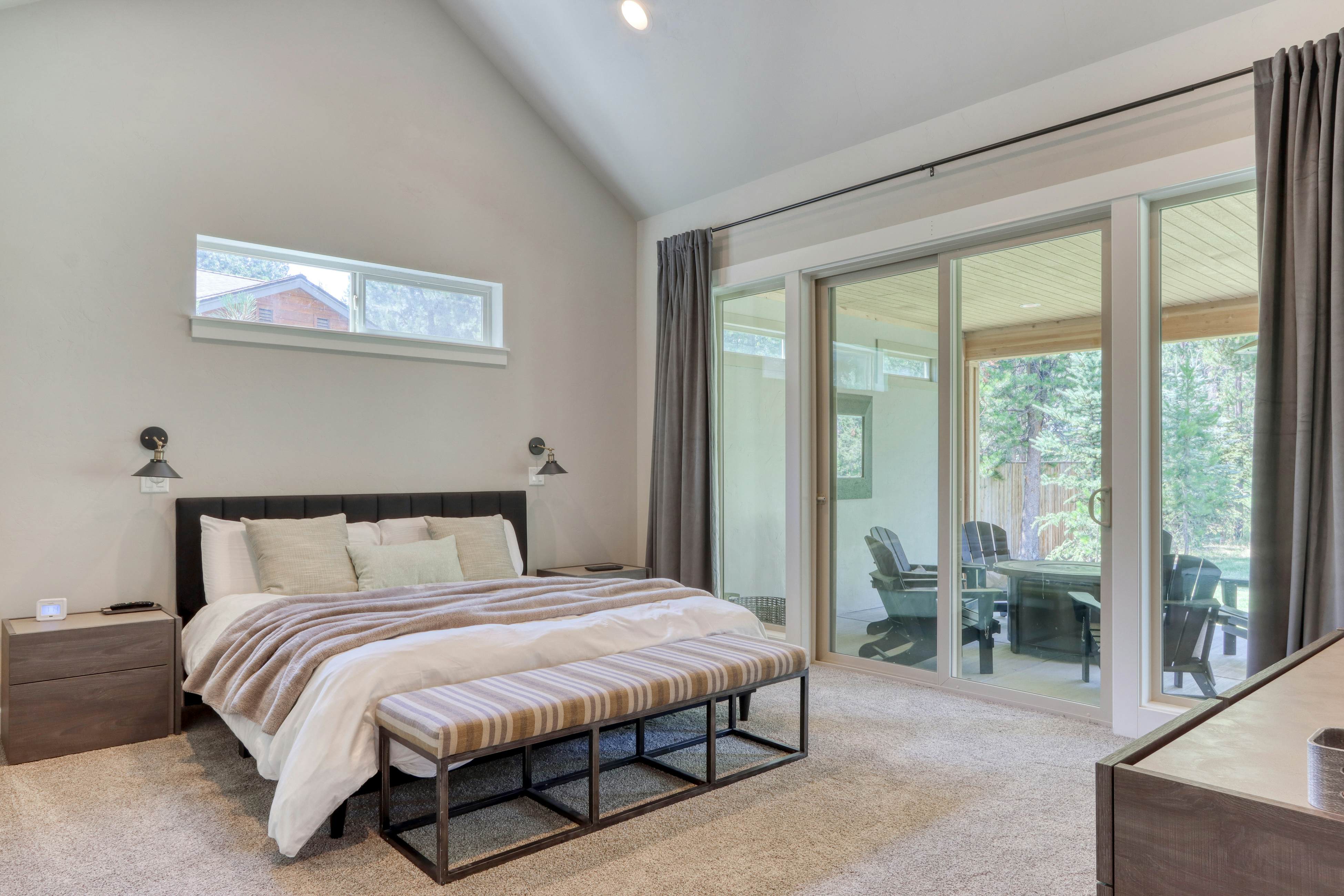 Luxury Deschutes Riverfront