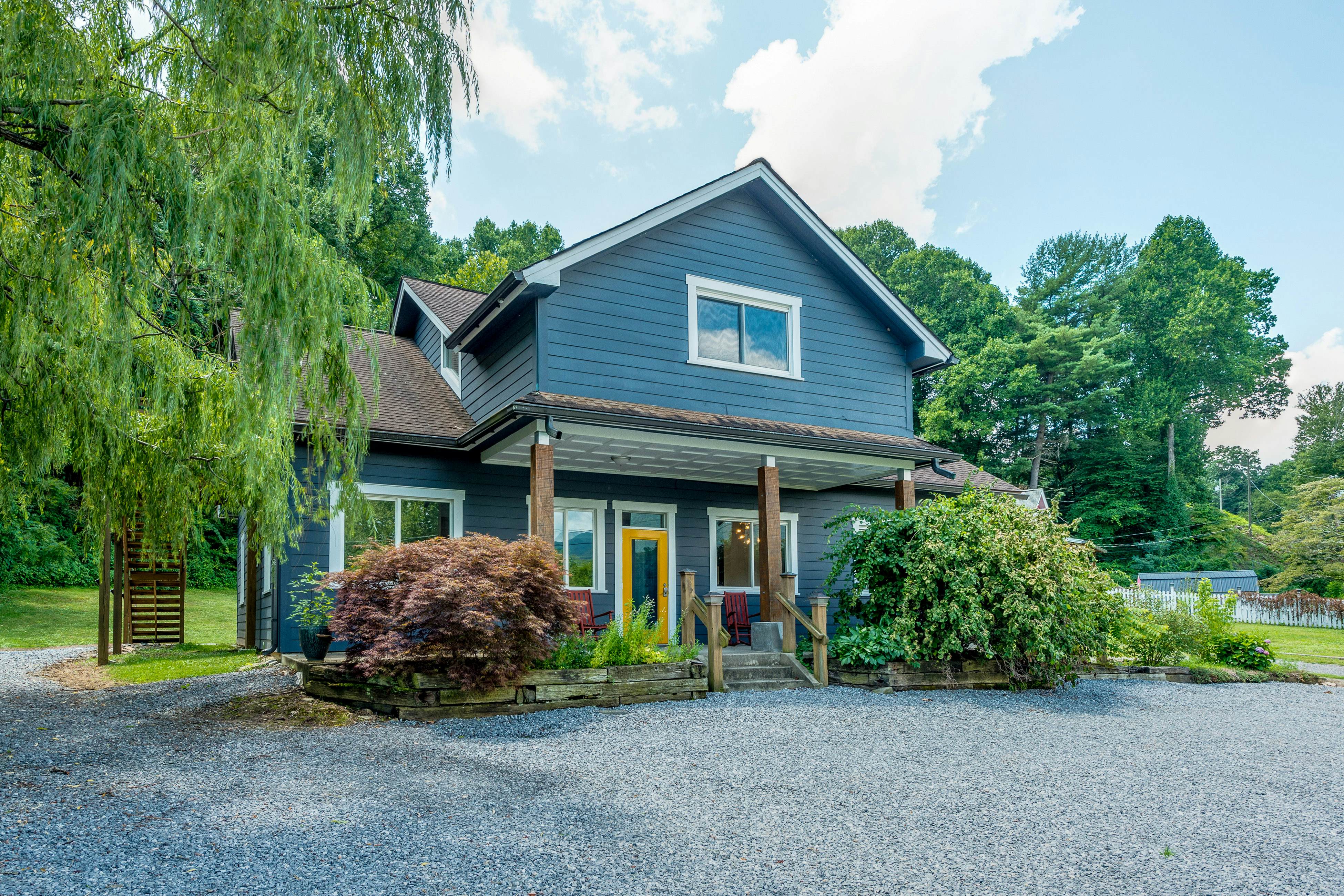 Old Lytle Cove Rd - Upper & Lower