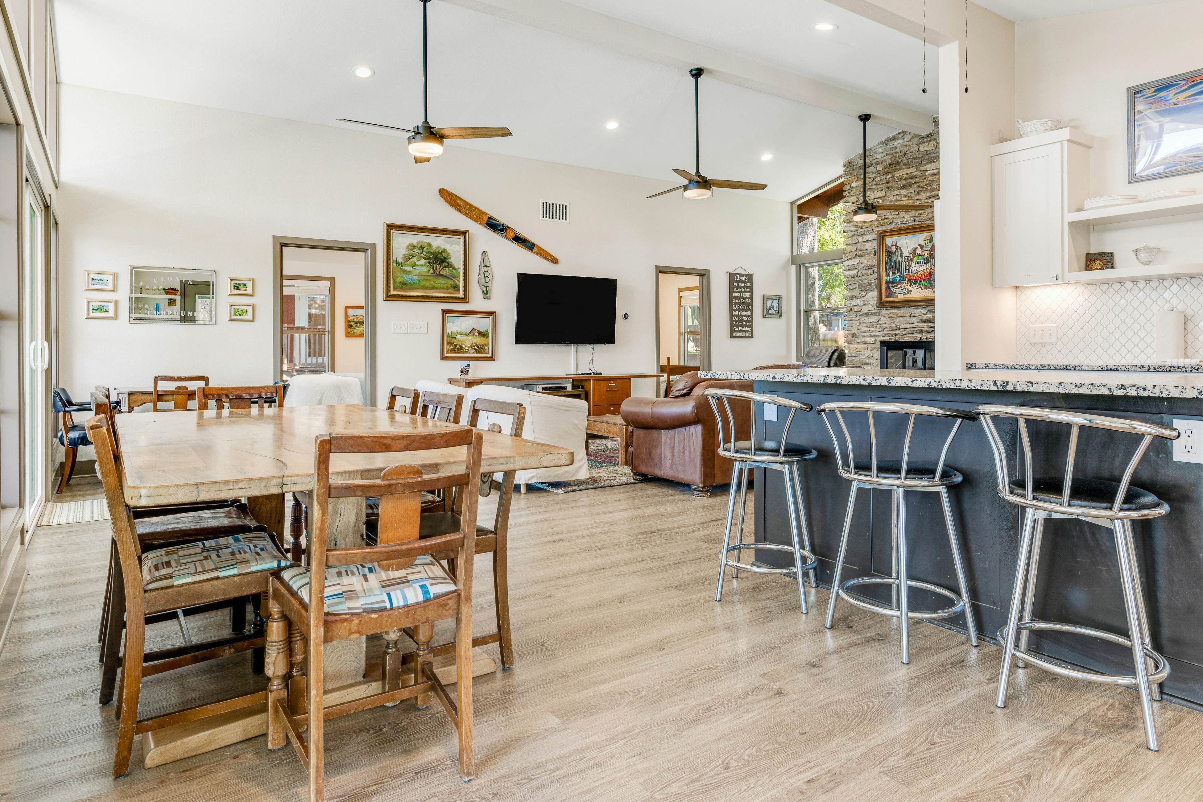 Beckers Point Lake Houses