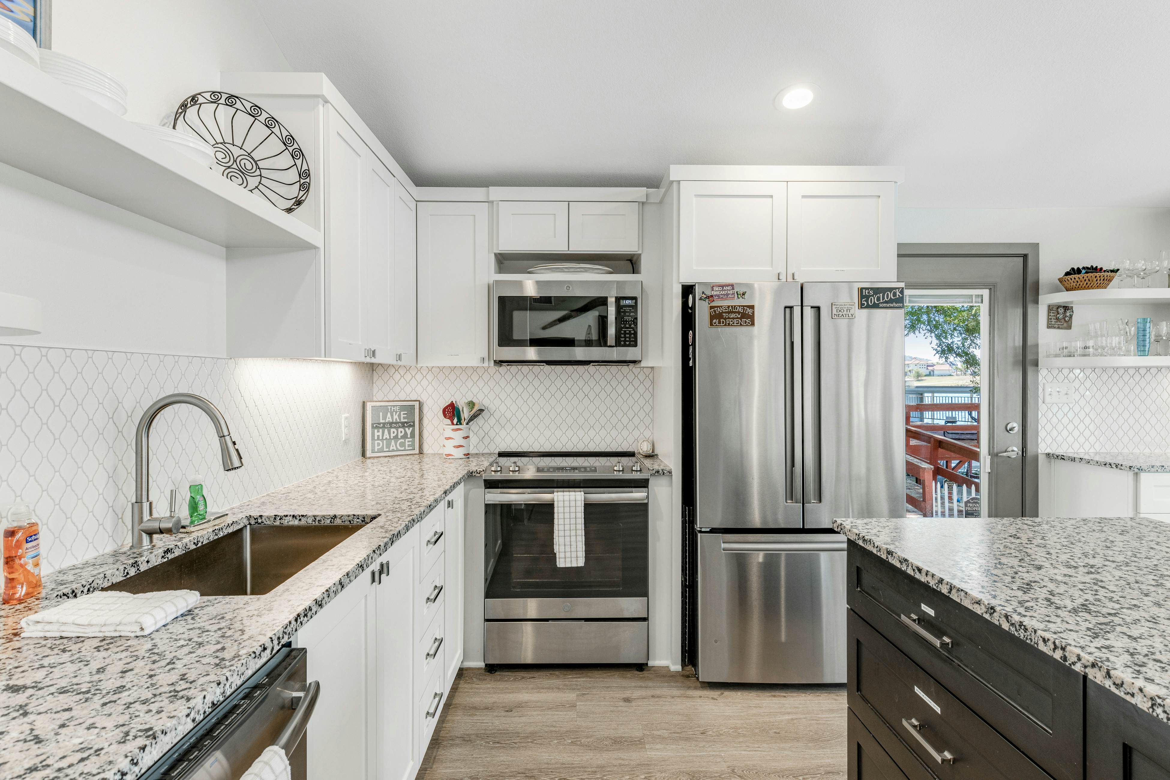 Beckers Point Lake Houses