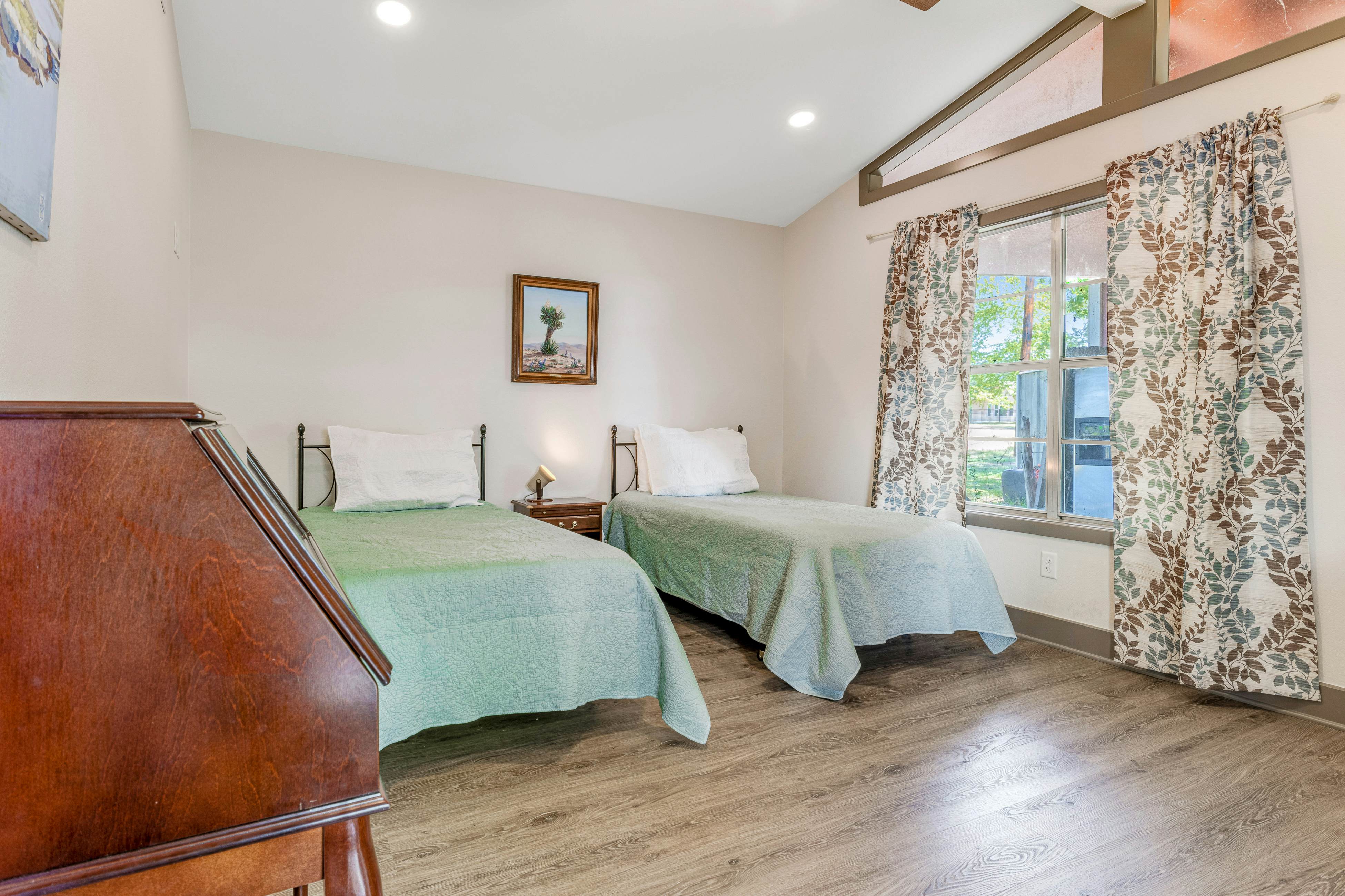 Beckers Point Lake Houses