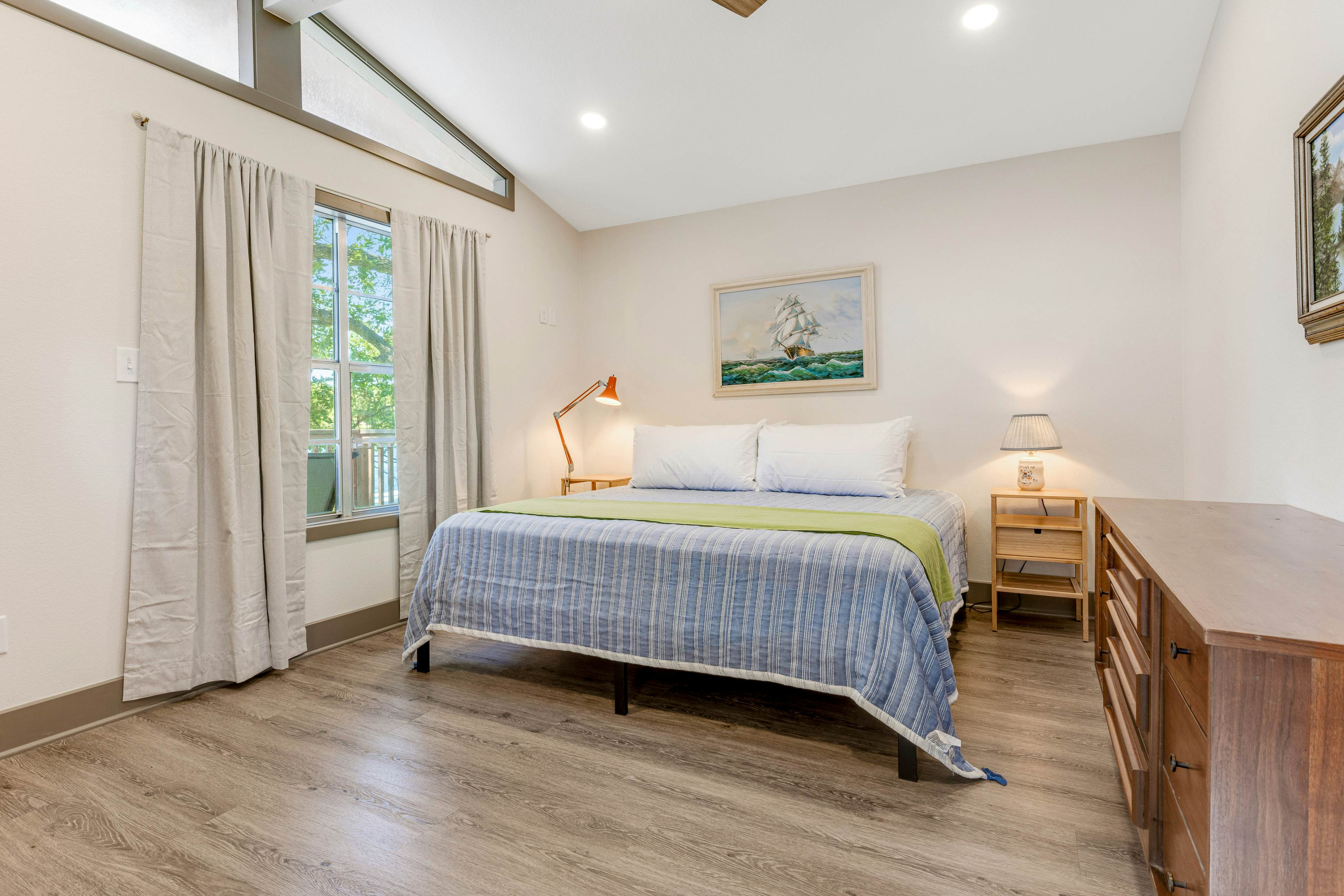 Beckers Point Lake Houses