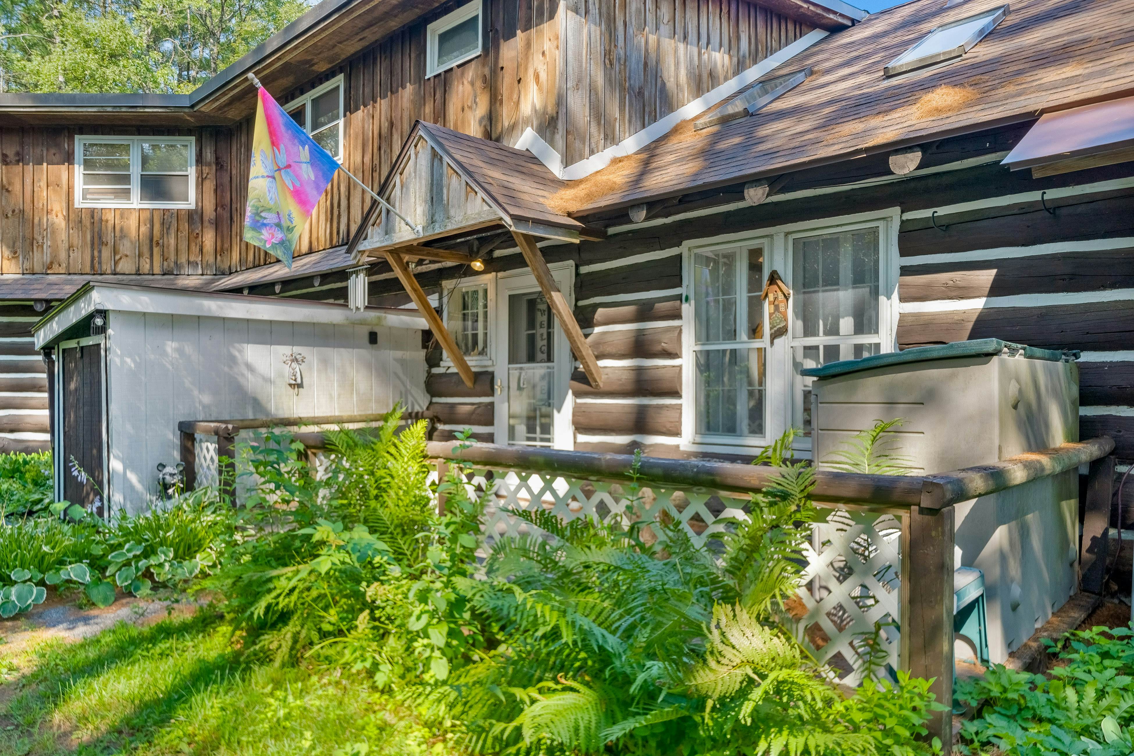 Cozy Condo by Tripp Lake 1 BD Warrensburg, NY Vacation Rental Vacasa