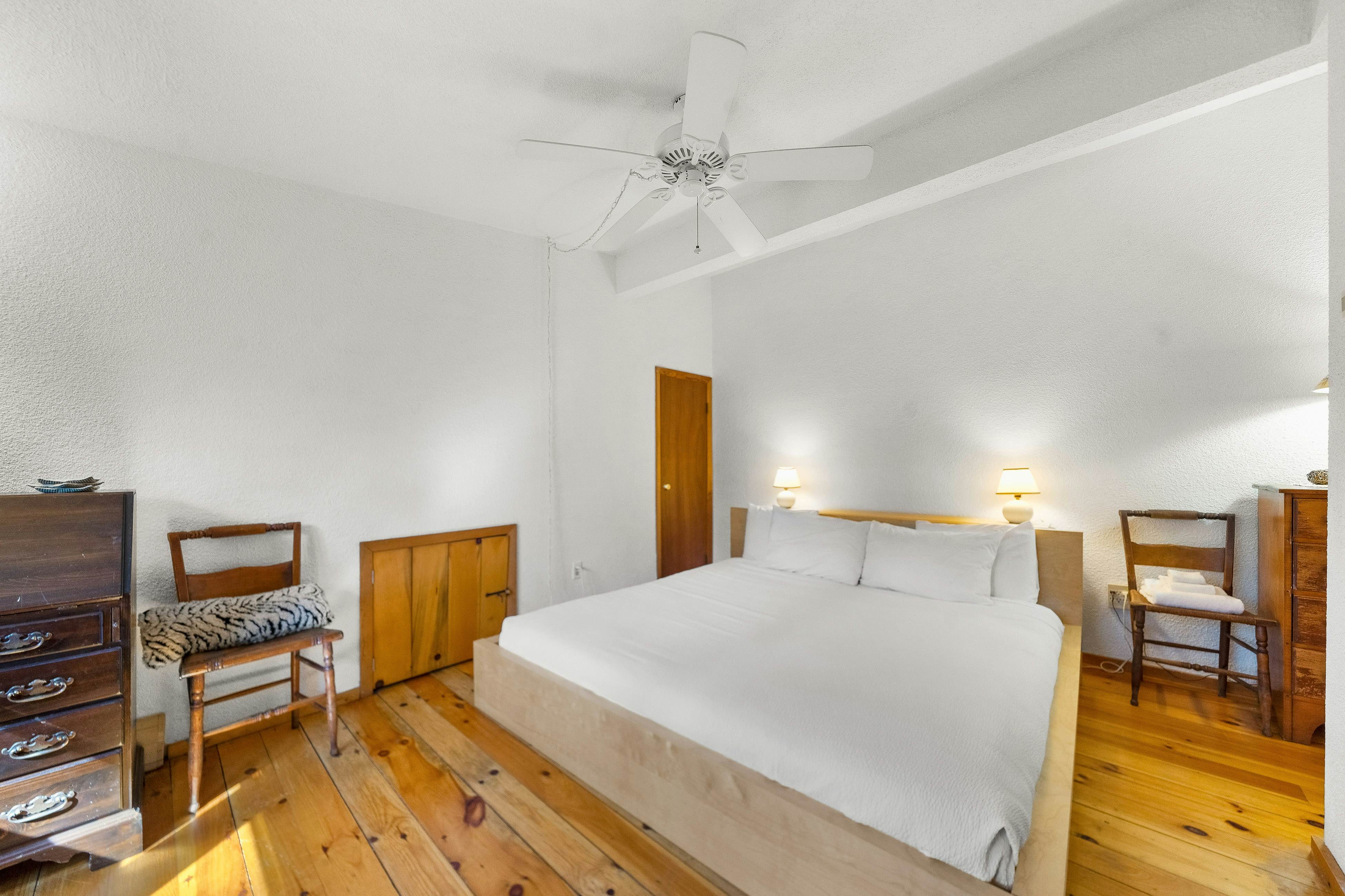 Cozy Condo by Tripp Lake 1 BD Warrensburg, NY Vacation Rental Vacasa