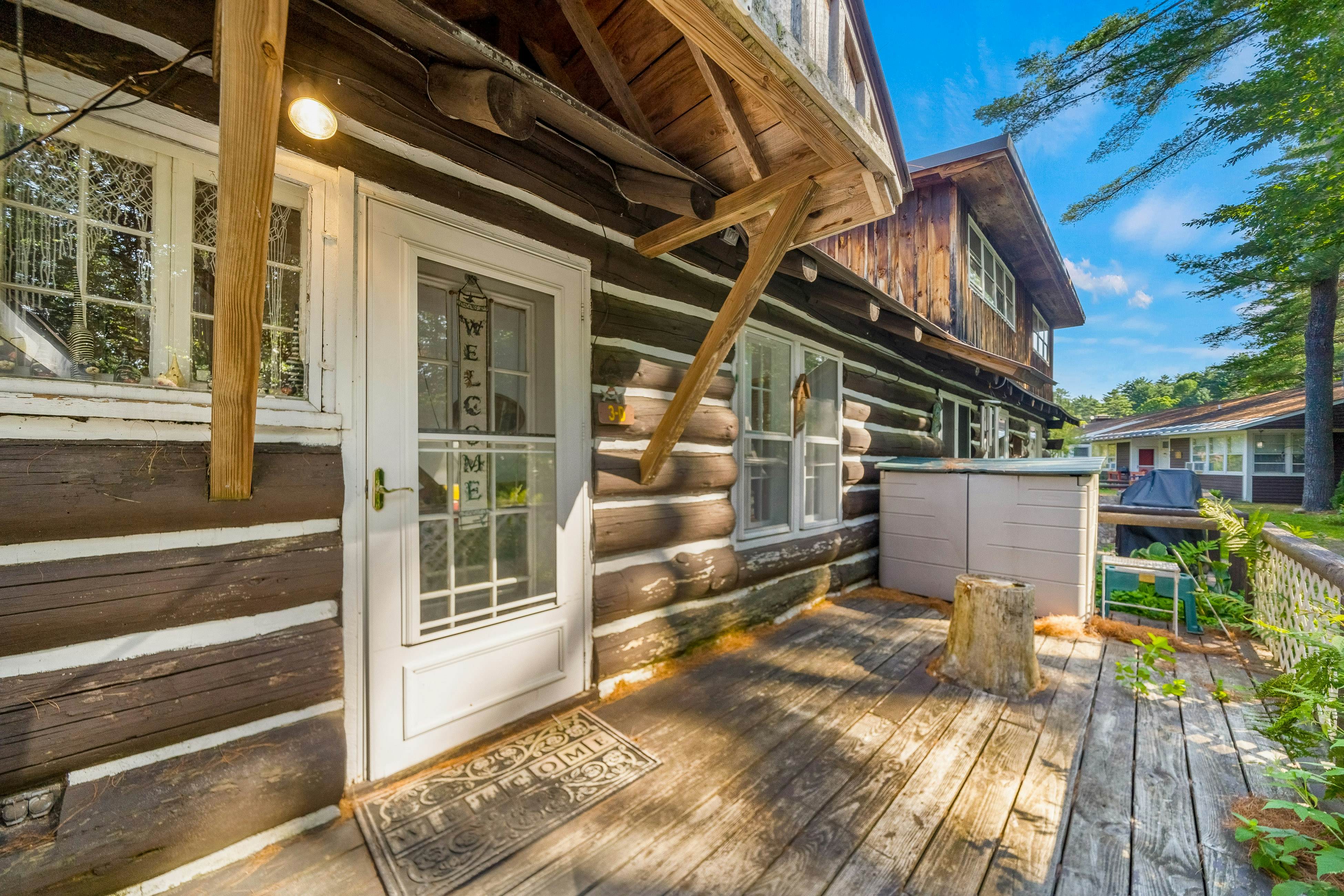 Cozy Condo by Tripp Lake 1 BD Warrensburg, NY Vacation Rental Vacasa