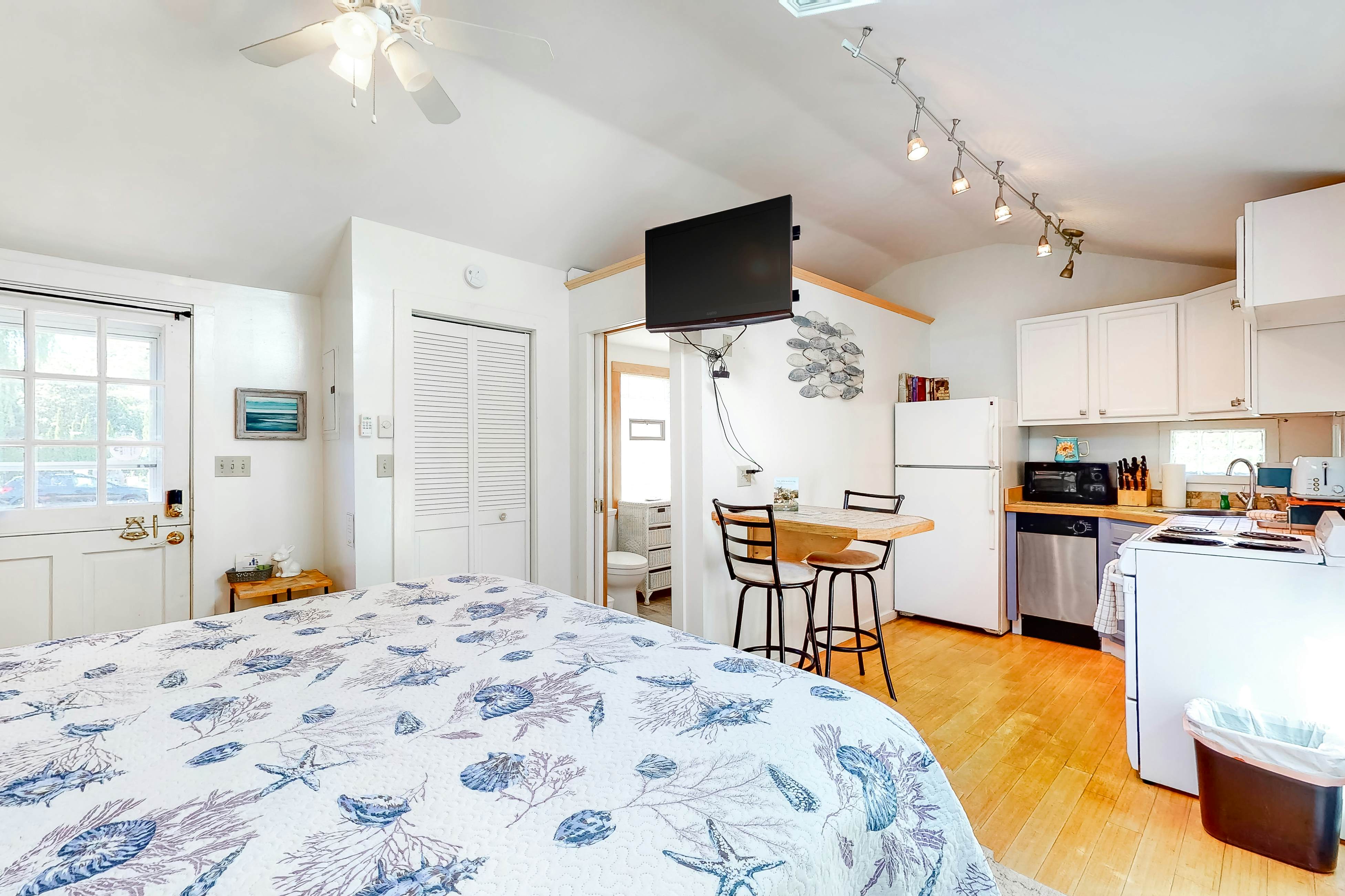 Heart’s Content Cottage 20 at Shorelands Resort