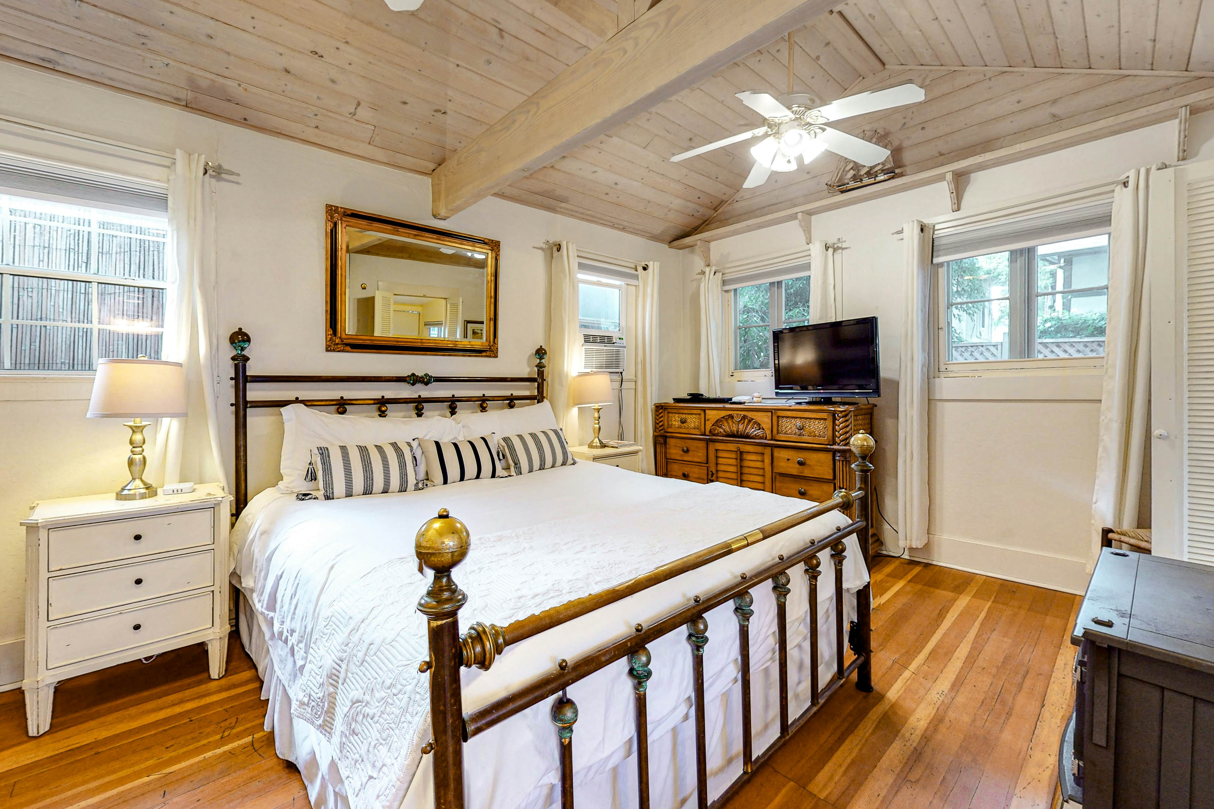 Santa Barbara Vacation Rentals, Beach House Rentals Vacasa