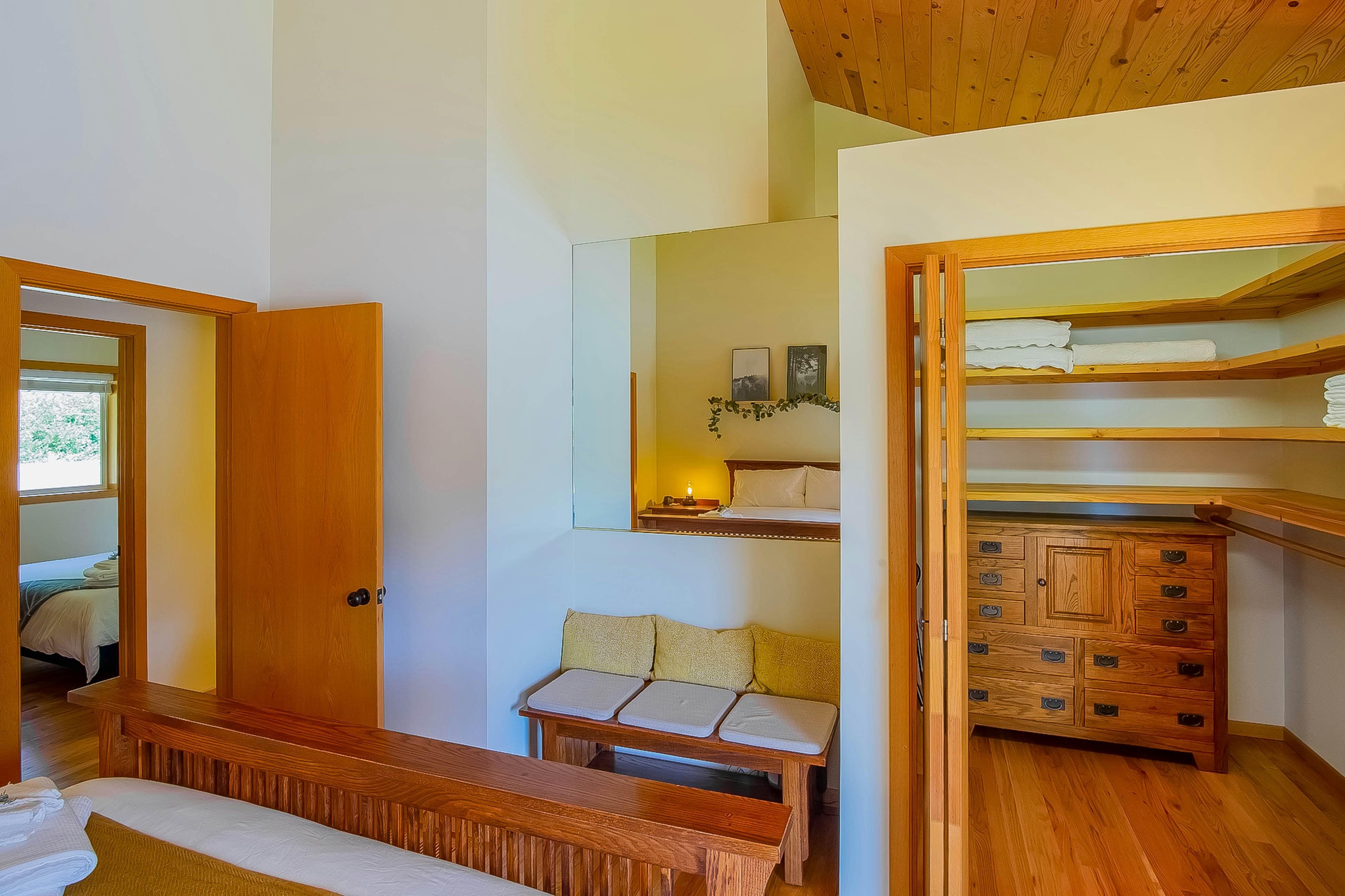 Siuslaw River House 2 BD Mapleton, OR Vacation Rental Vacasa