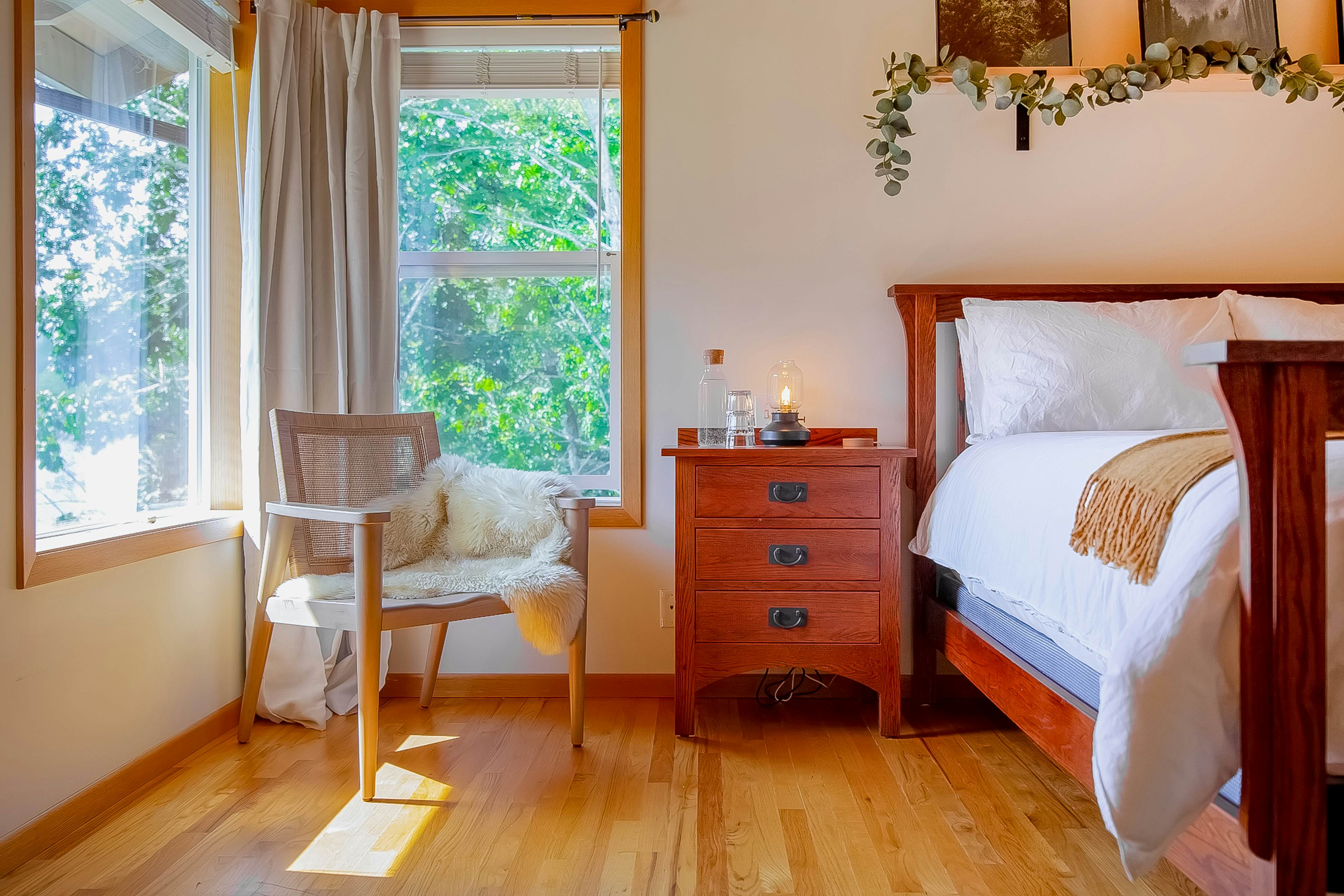 Siuslaw River House 2 BD Mapleton, OR Vacation Rental Vacasa