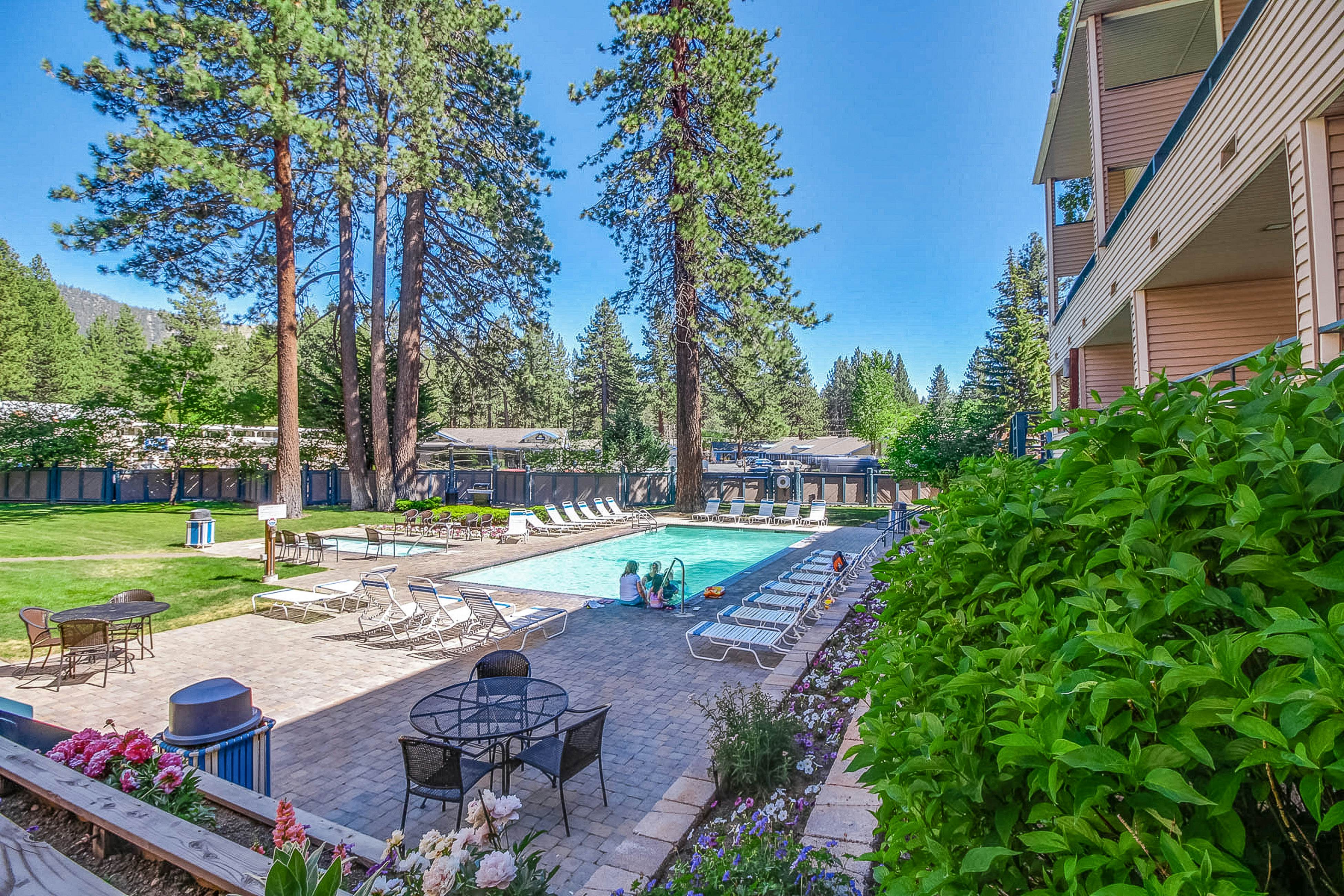 Lakeland Village 123