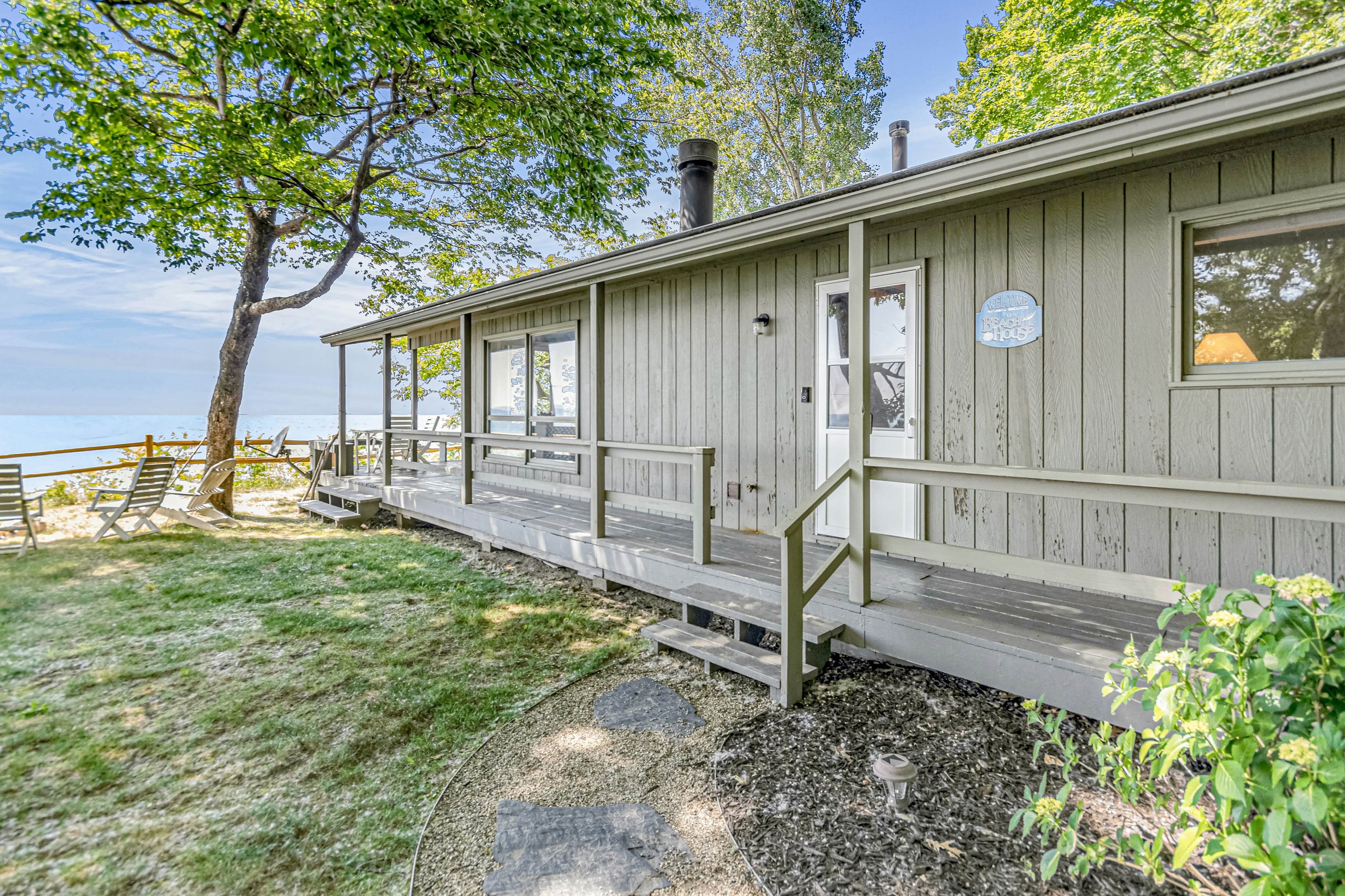 Bluffs Cove 2 BD Fennville, MI Vacation Rental Vacasa