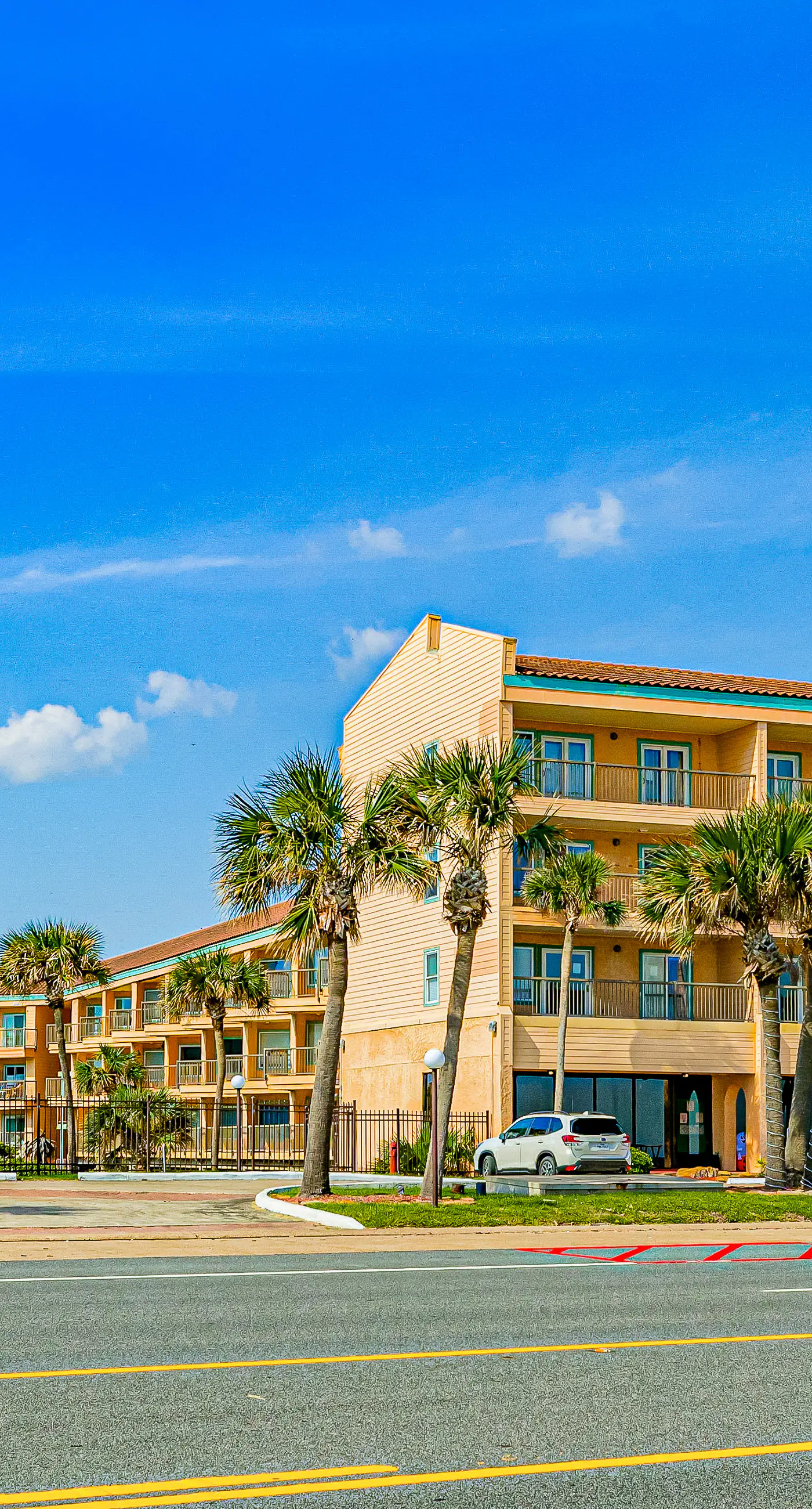 Maravilla Condo - Seahab