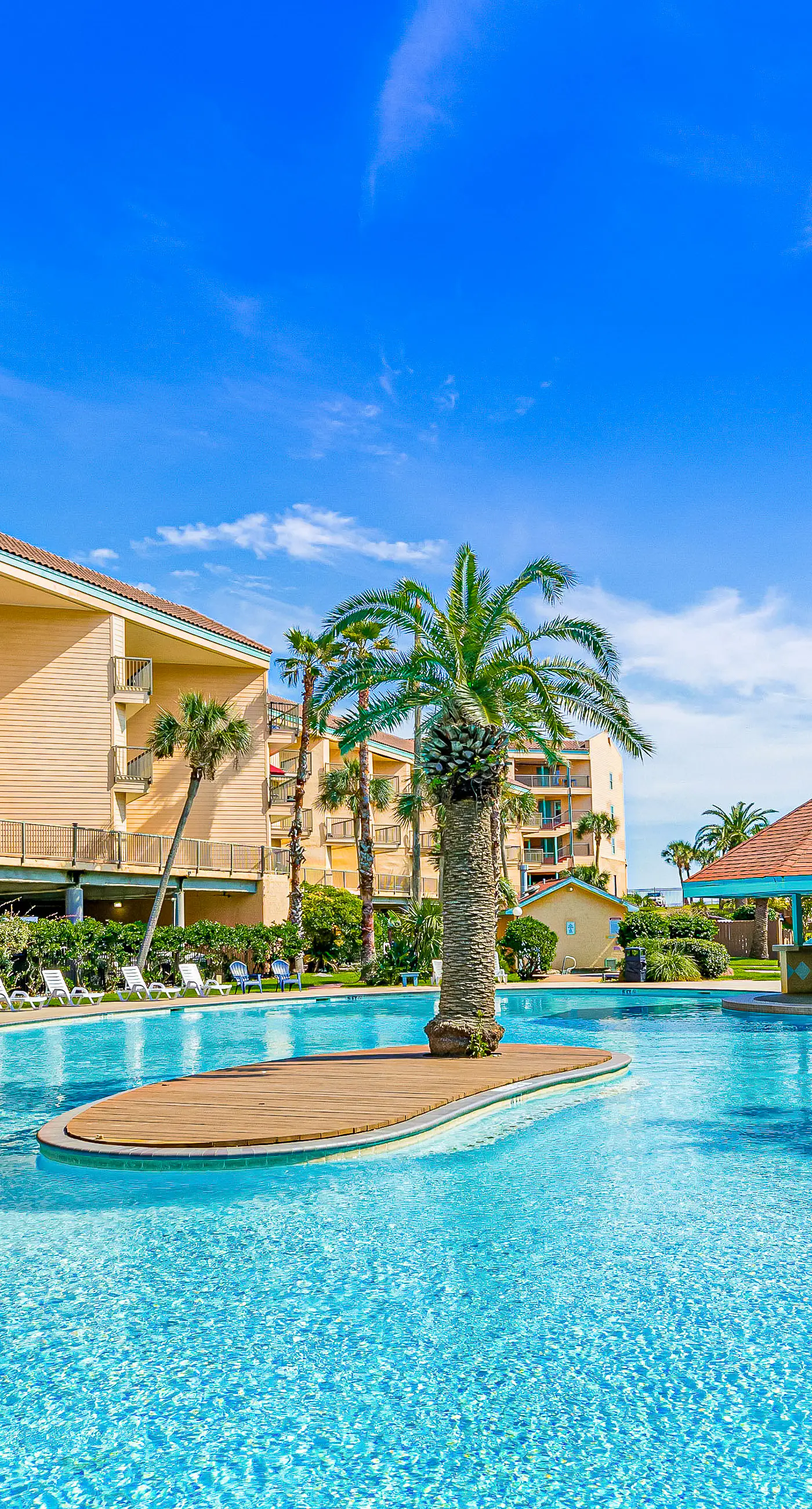 Maravilla Condo - Seahab