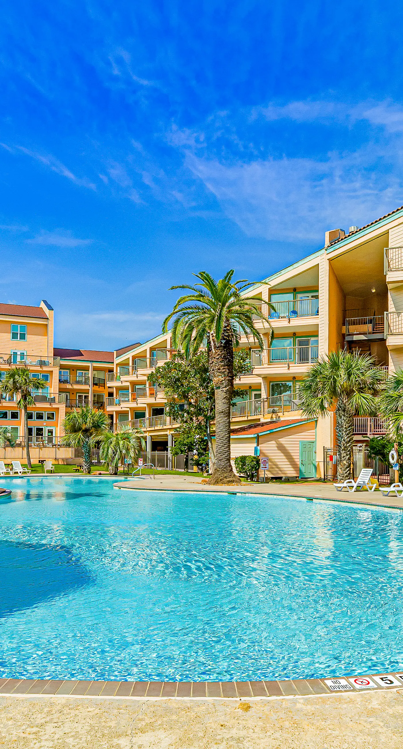 Maravilla Condo - Seahab