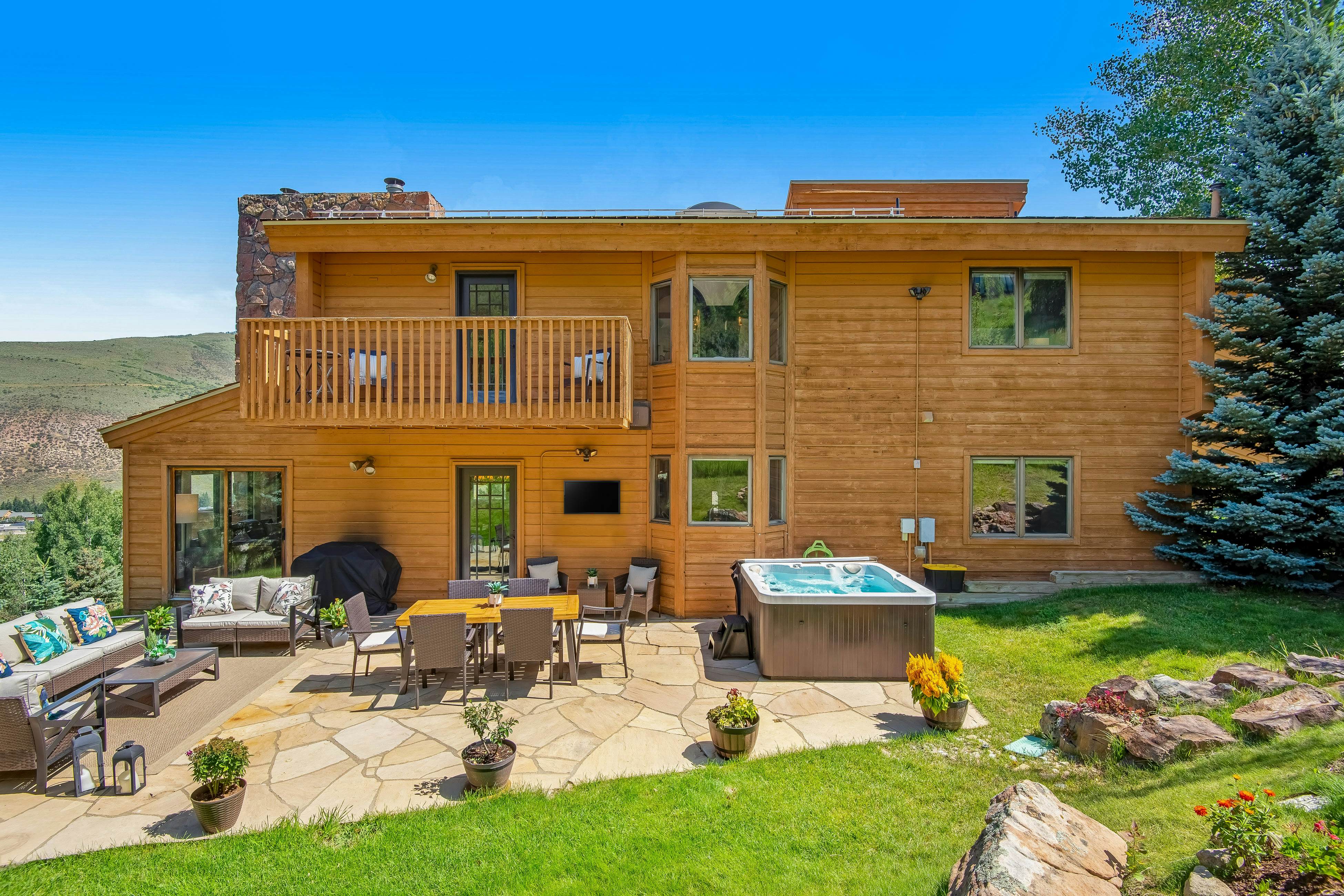 Luxury Mountain Retreat