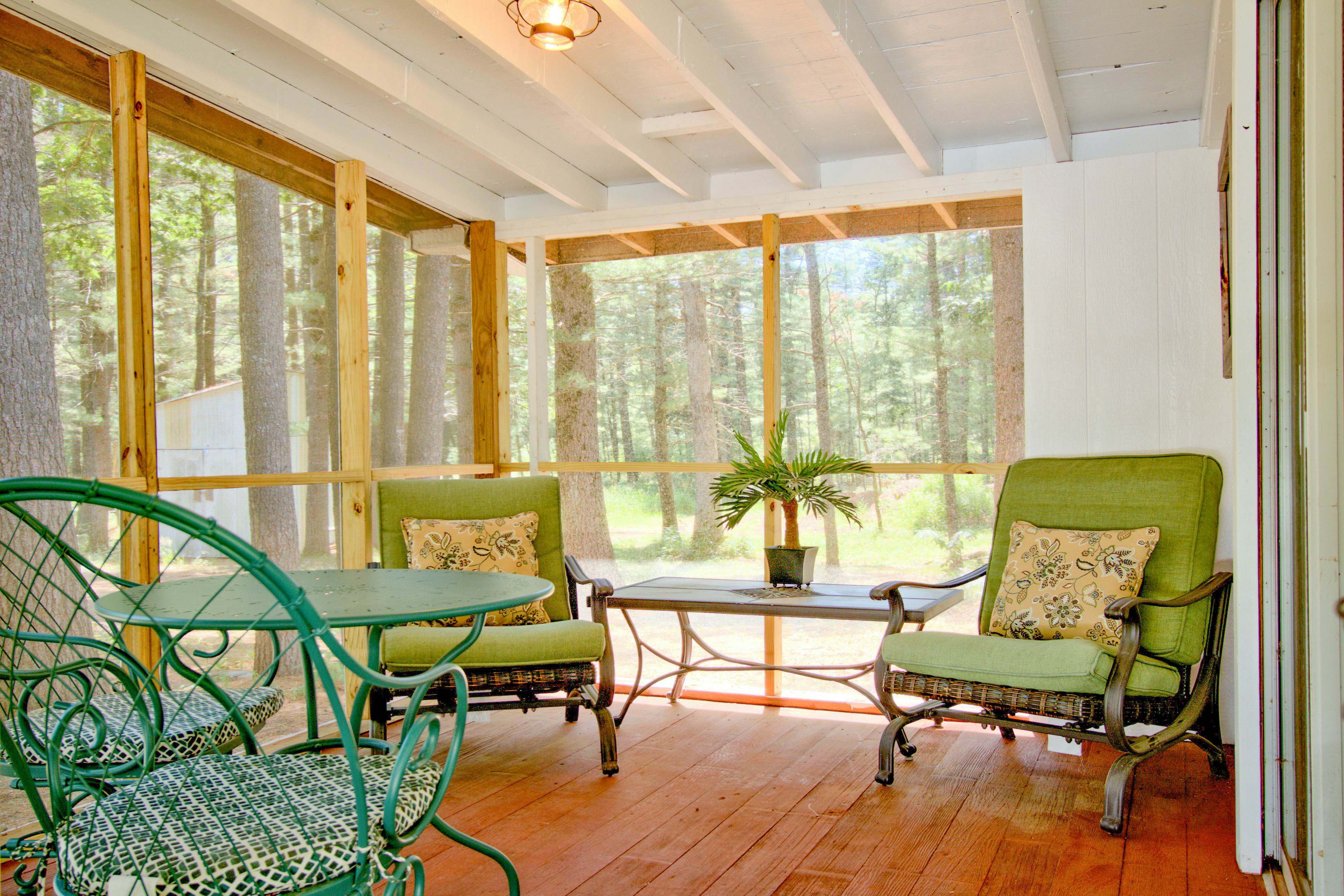 Wildwood by the Lake 3 BD Mauston, WI Vacation Rental Vacasa