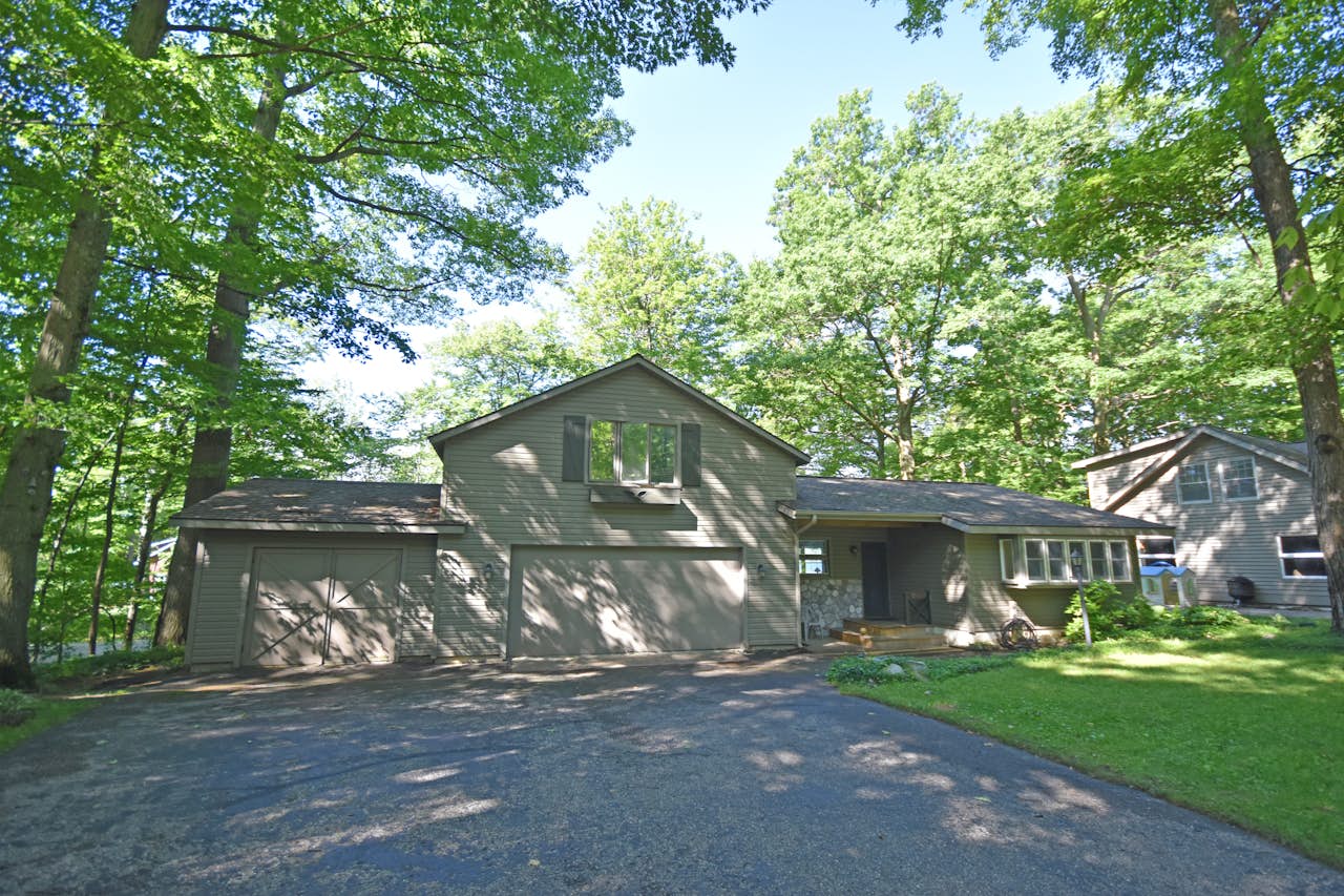 Thorogood Glen 4 BD Empire, MI Vacation Rental Vacasa