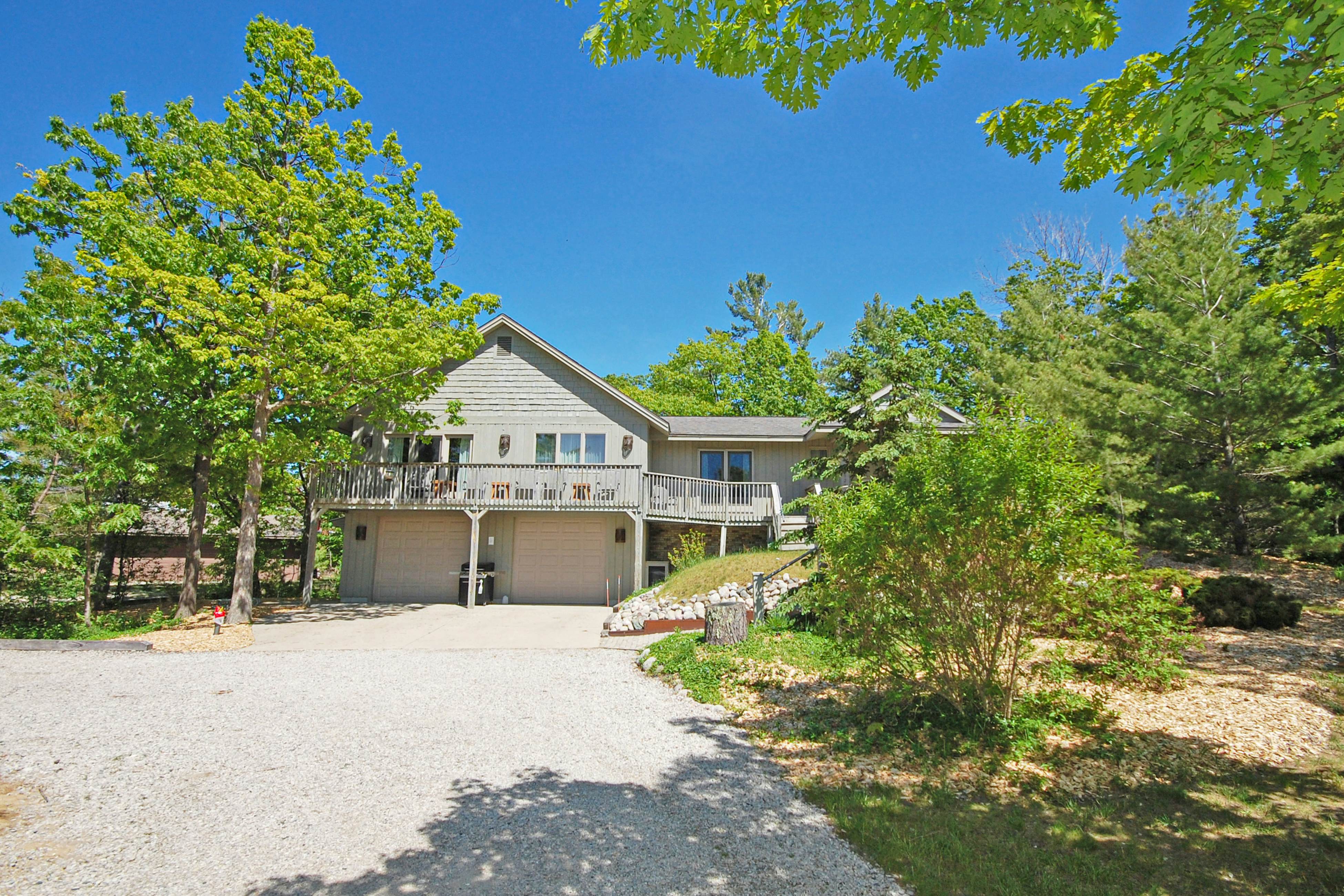 HalSeaOn House 6 BD Glen Arbor, MI Vacation Rental Vacasa