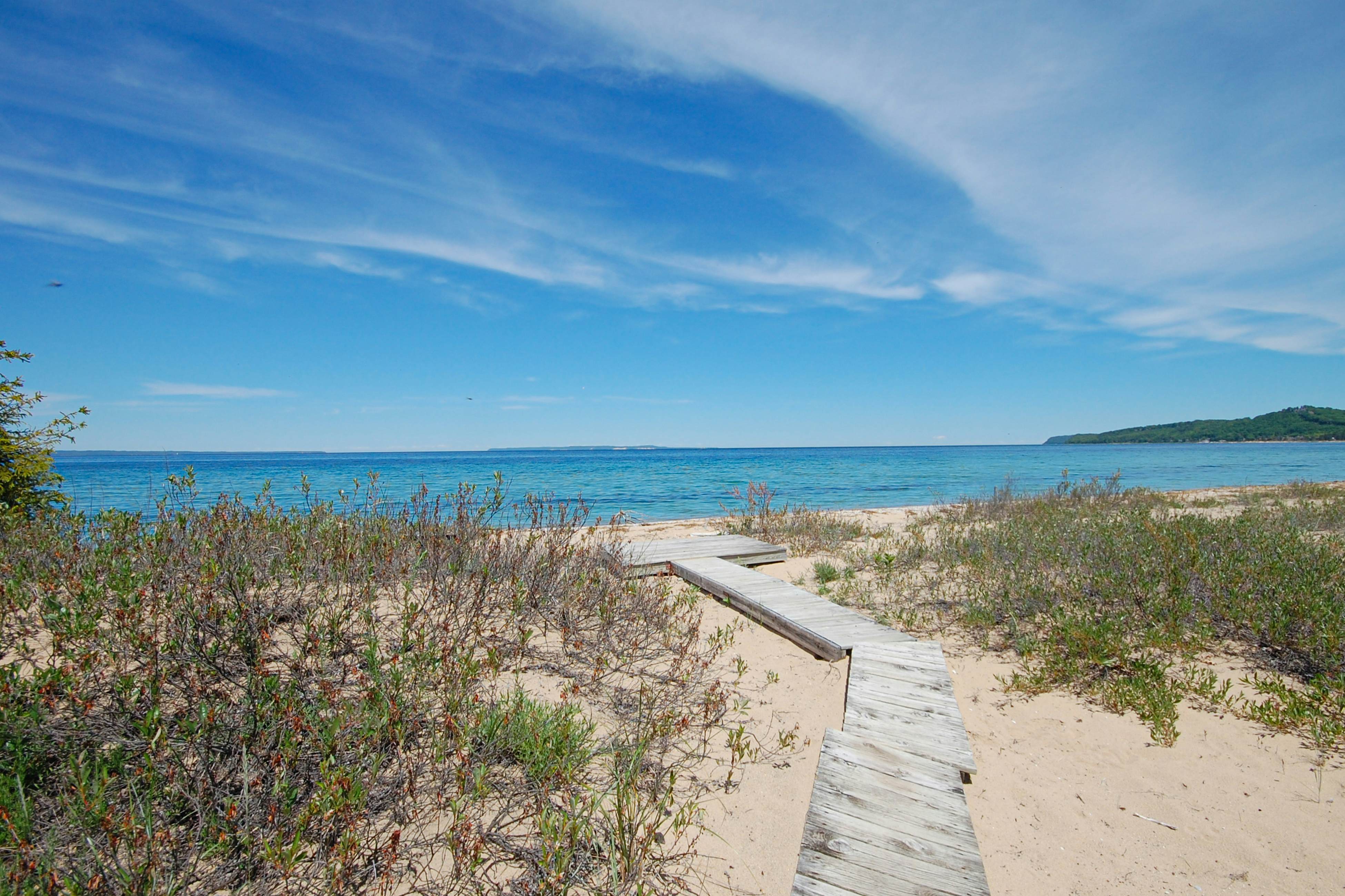 HalSeaOn House 6 BD Glen Arbor, MI Vacation Rental Vacasa