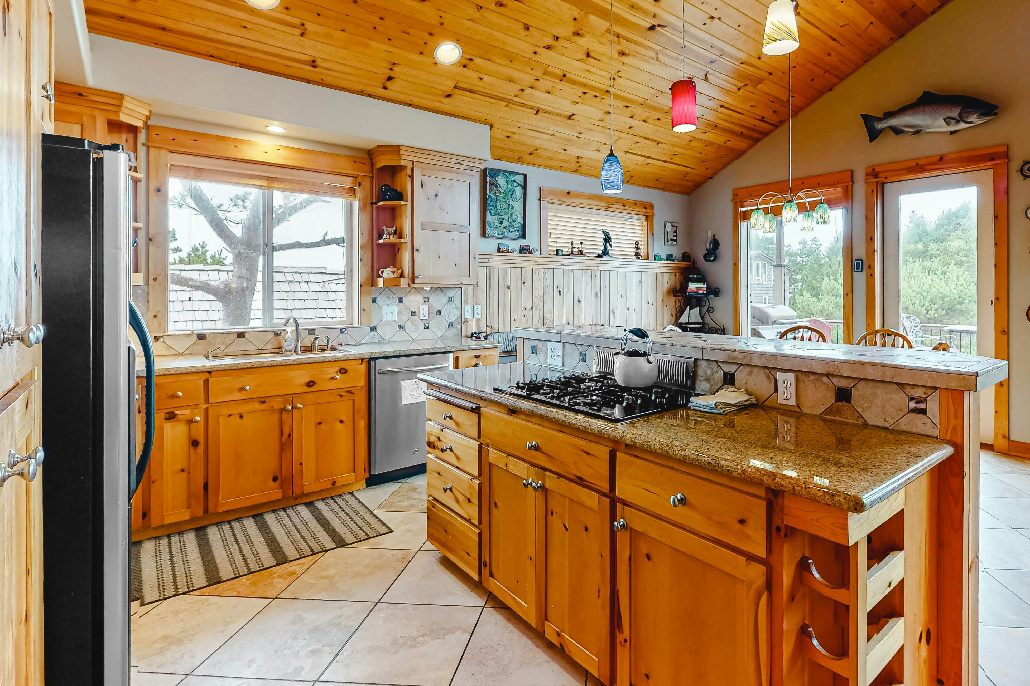 Chinook House MCA 1219 4 BD Manzanita, OR Vacation Rental Vacasa