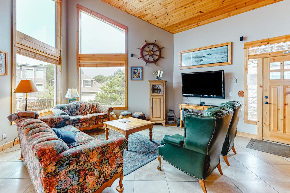 Chinook House MCA 1219 4 BD Manzanita, OR Vacation Rental Vacasa