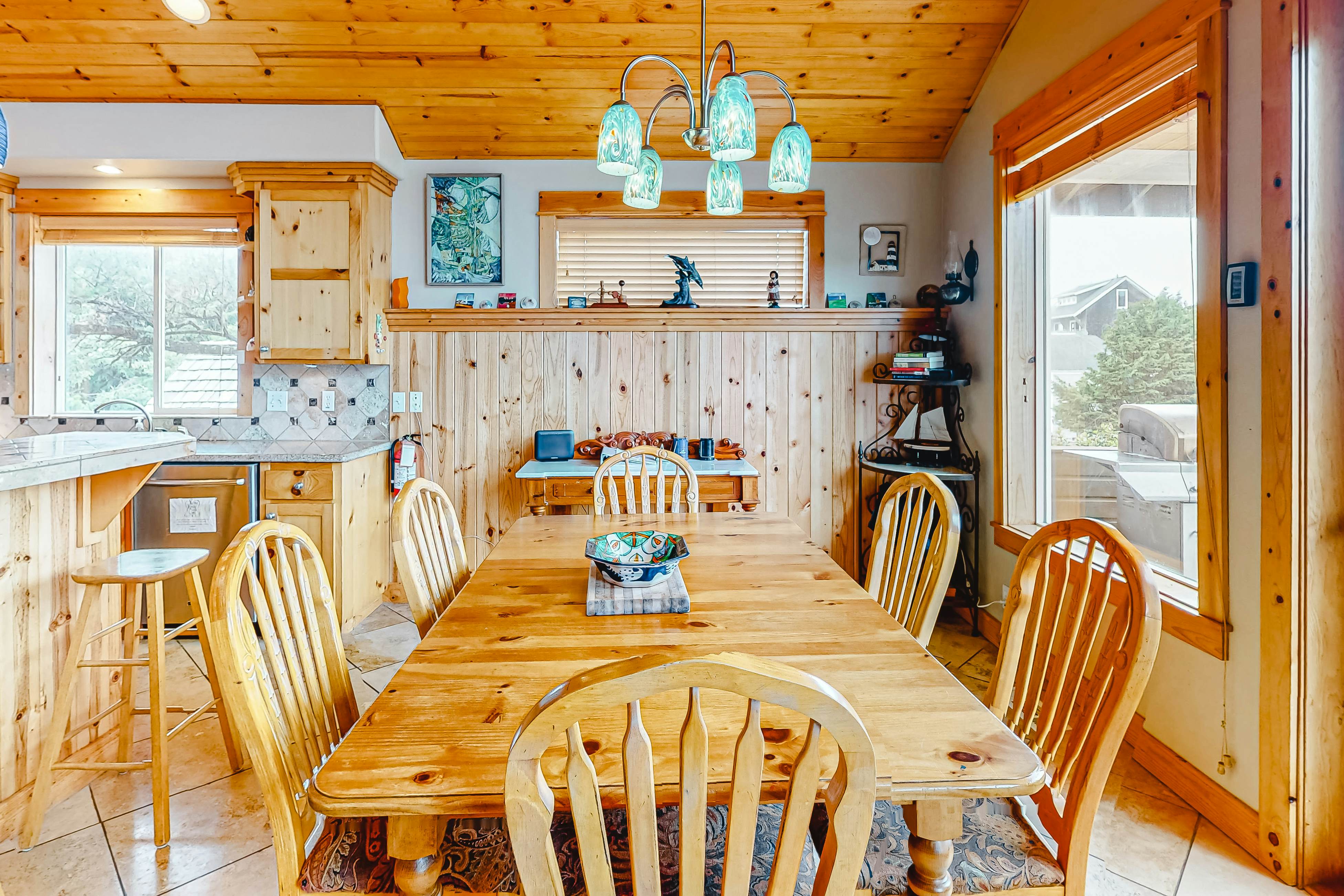 Chinook House MCA 1219 4 BD Manzanita, OR Vacation Rental Vacasa