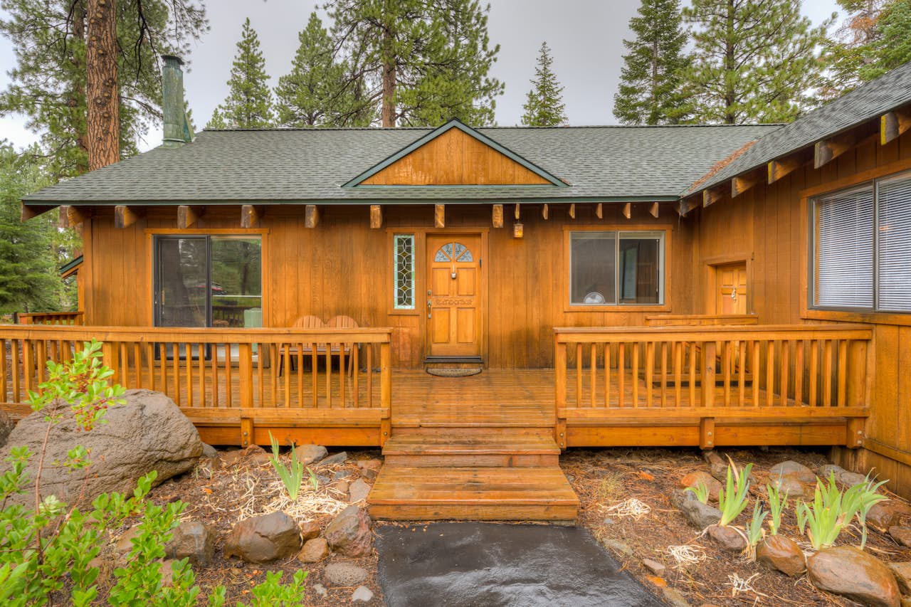 Grizzly Cabin 3 BD Truckee, CA Vacation Rental Vacasa
